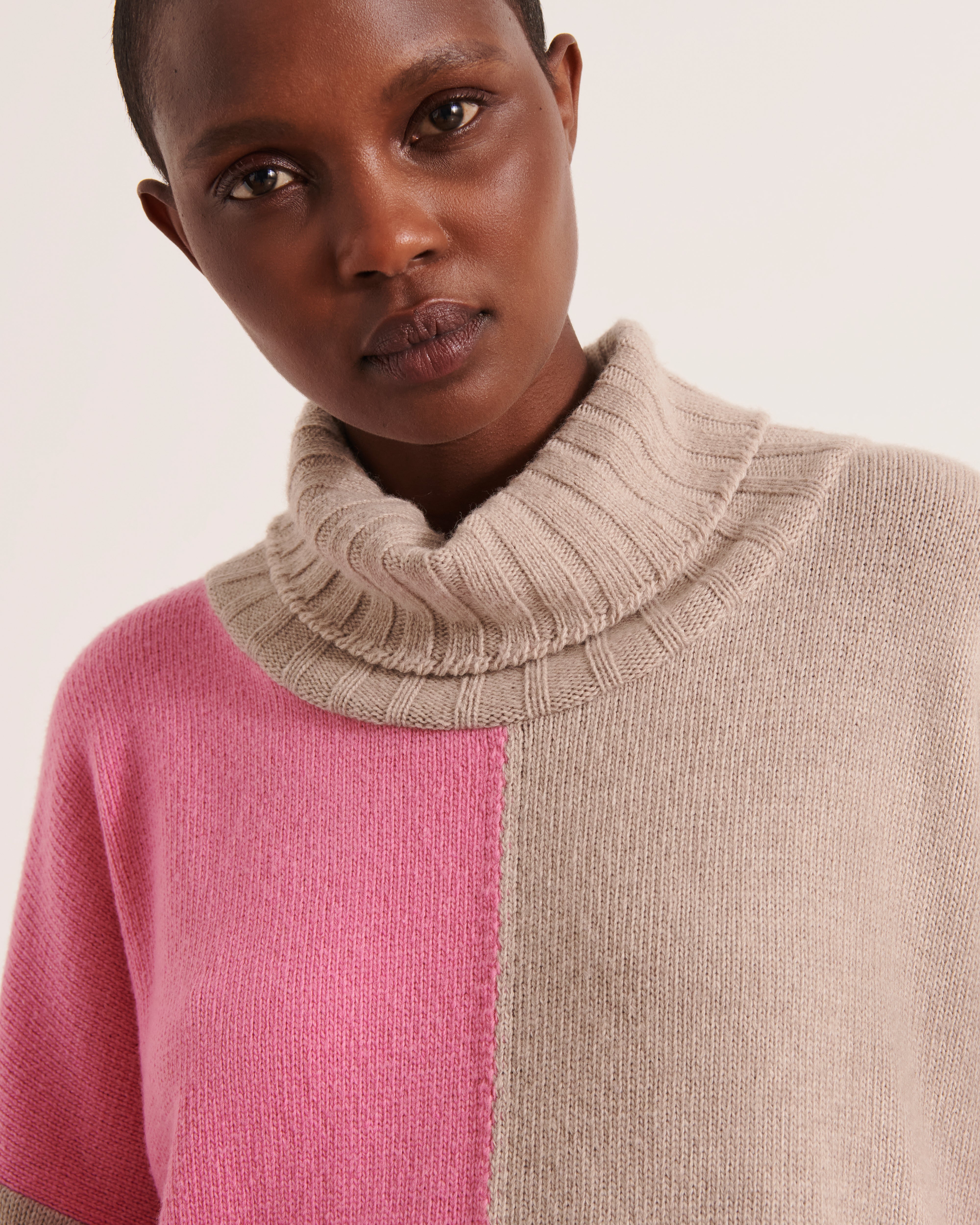 Pull maille intarsia en laine mérinos et cachemire ALPES/12013/650