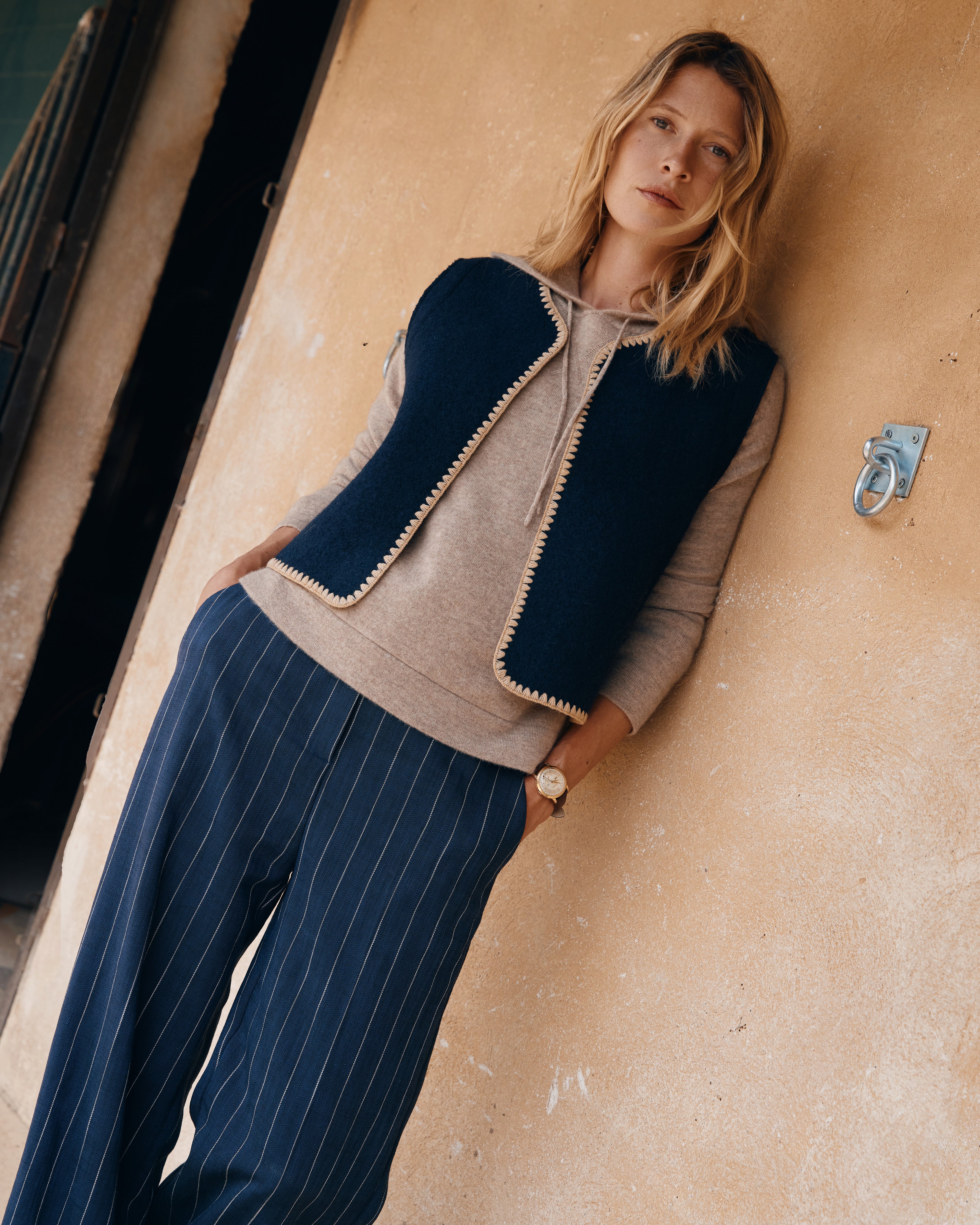 Gilet Sans Manches Femme En Laine Vintage - Taille S - Fait Main - Occasion Très Bon état