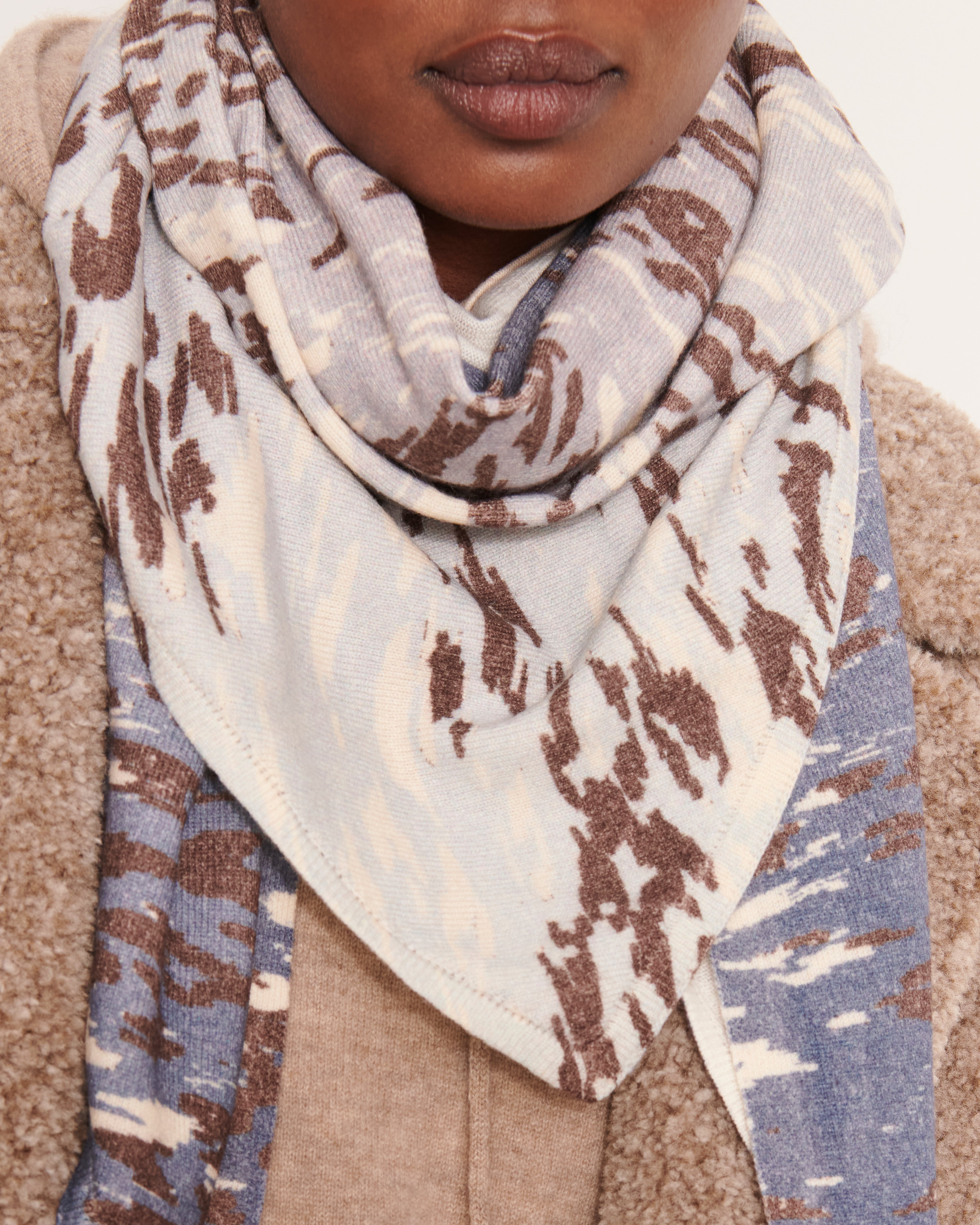 Printed scarf ENILIA/12126/881