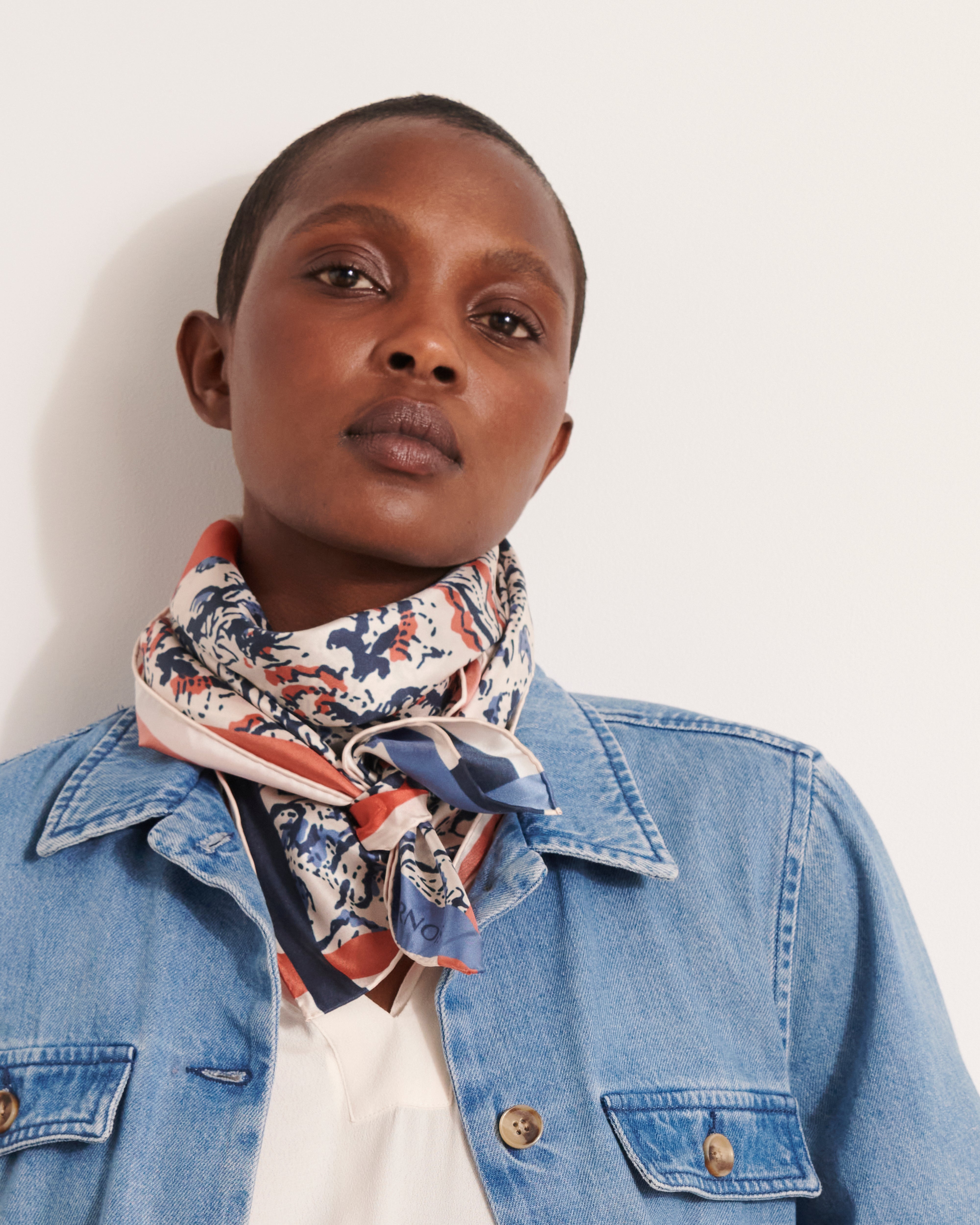 ESCAPADE/12209/635 printed square