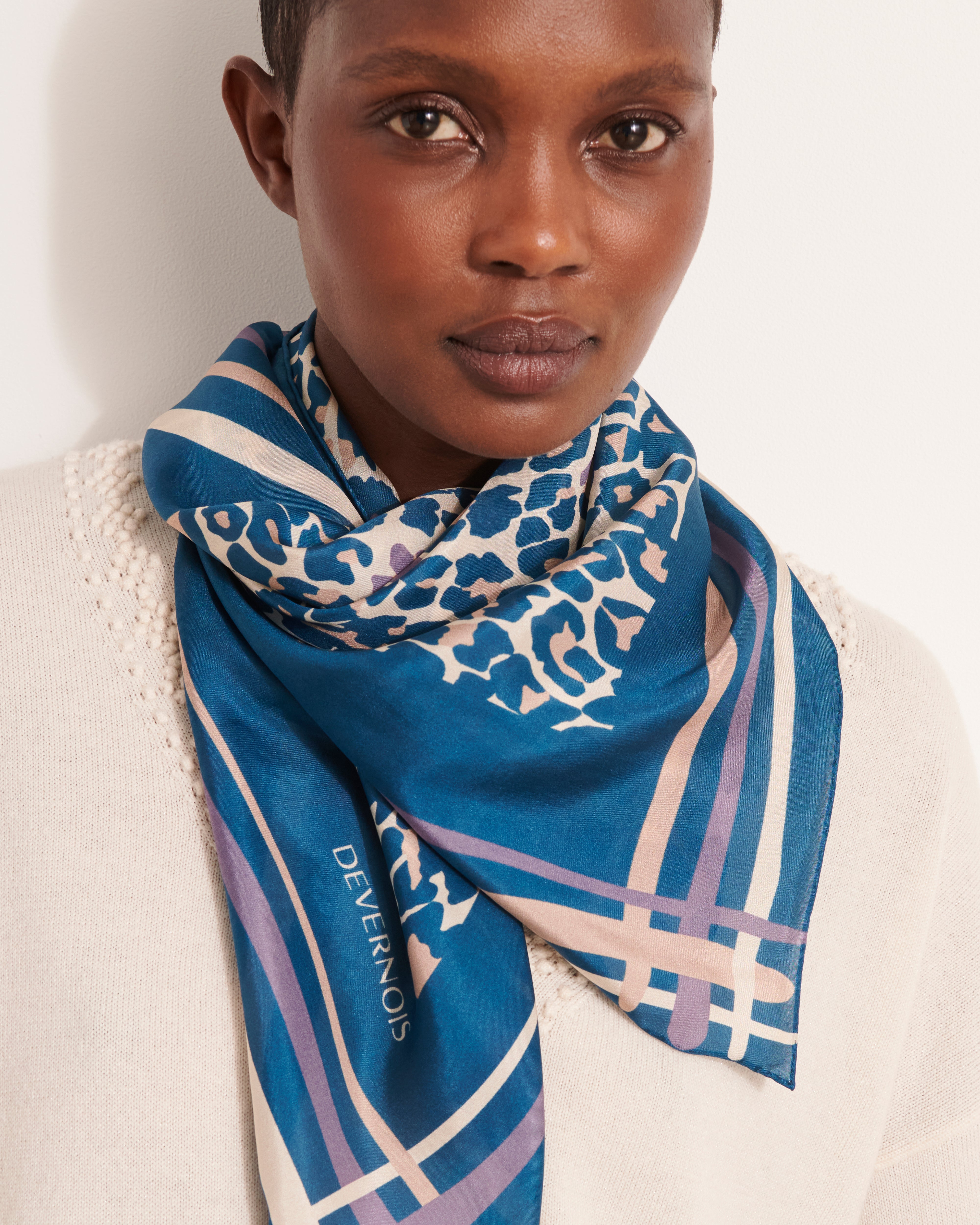 EXOTIC printed square/12183/635