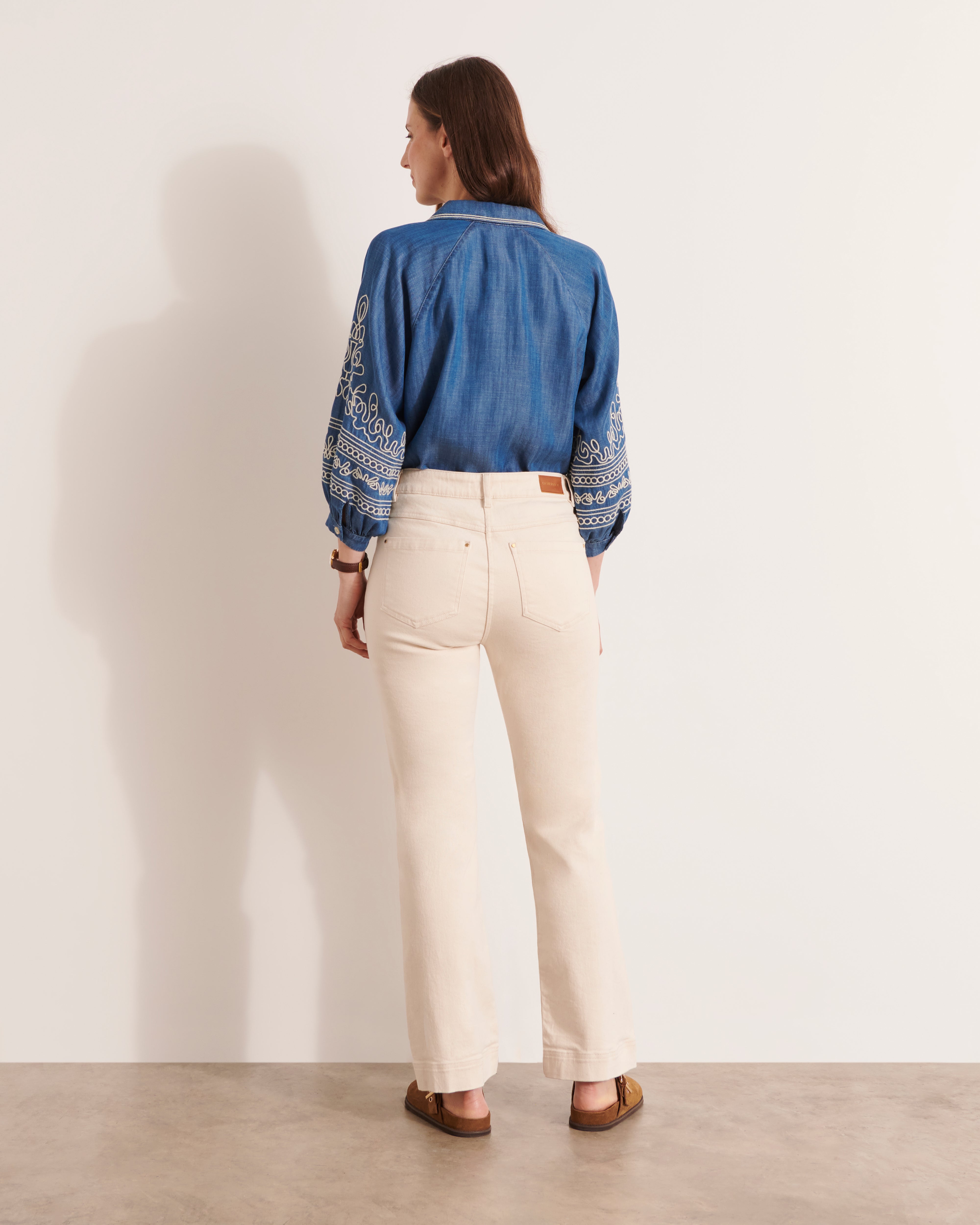pantalon droit en toile écru moucheté en coton stretch