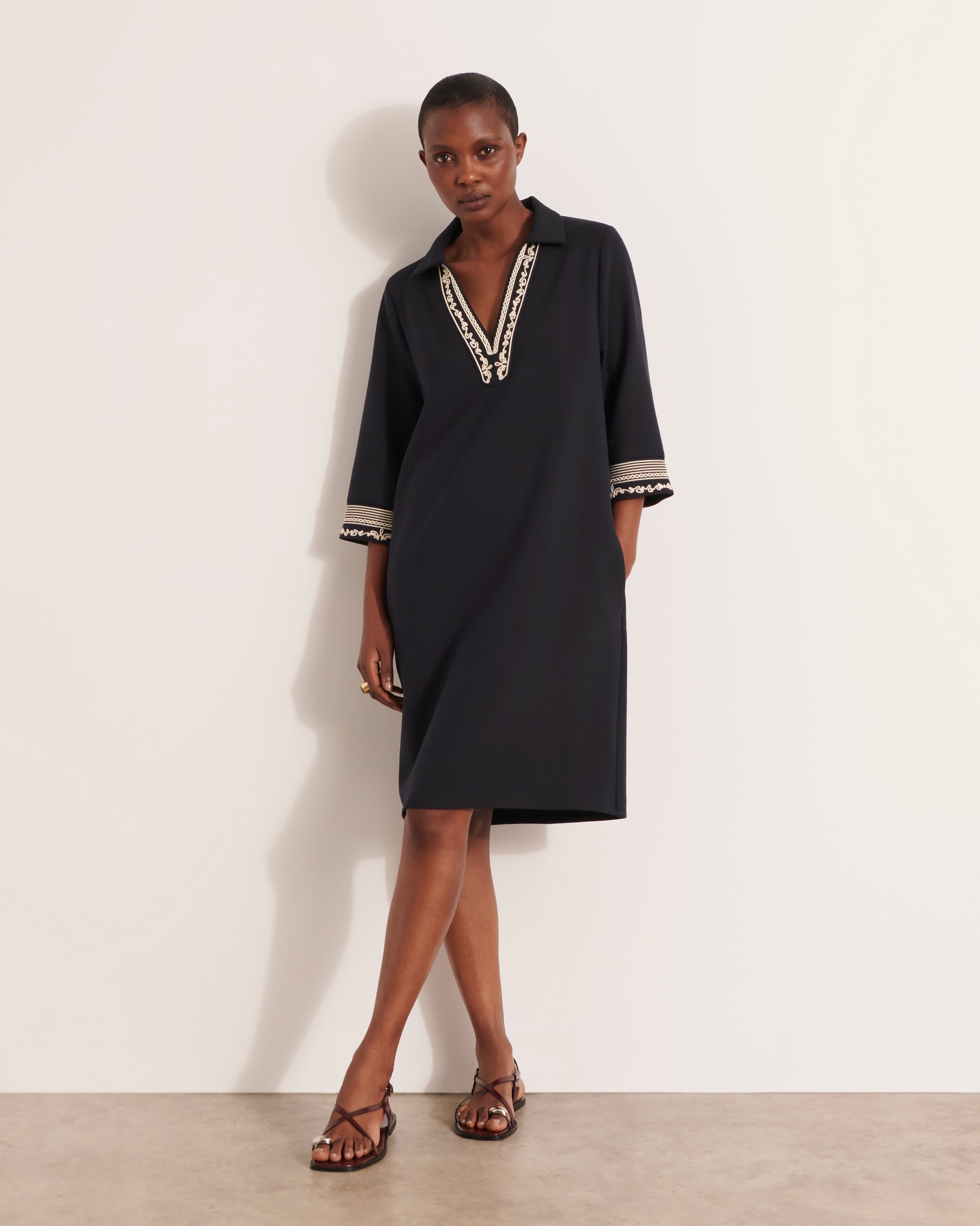 Robe brodée longueur genou RUFLETTE/12173/317