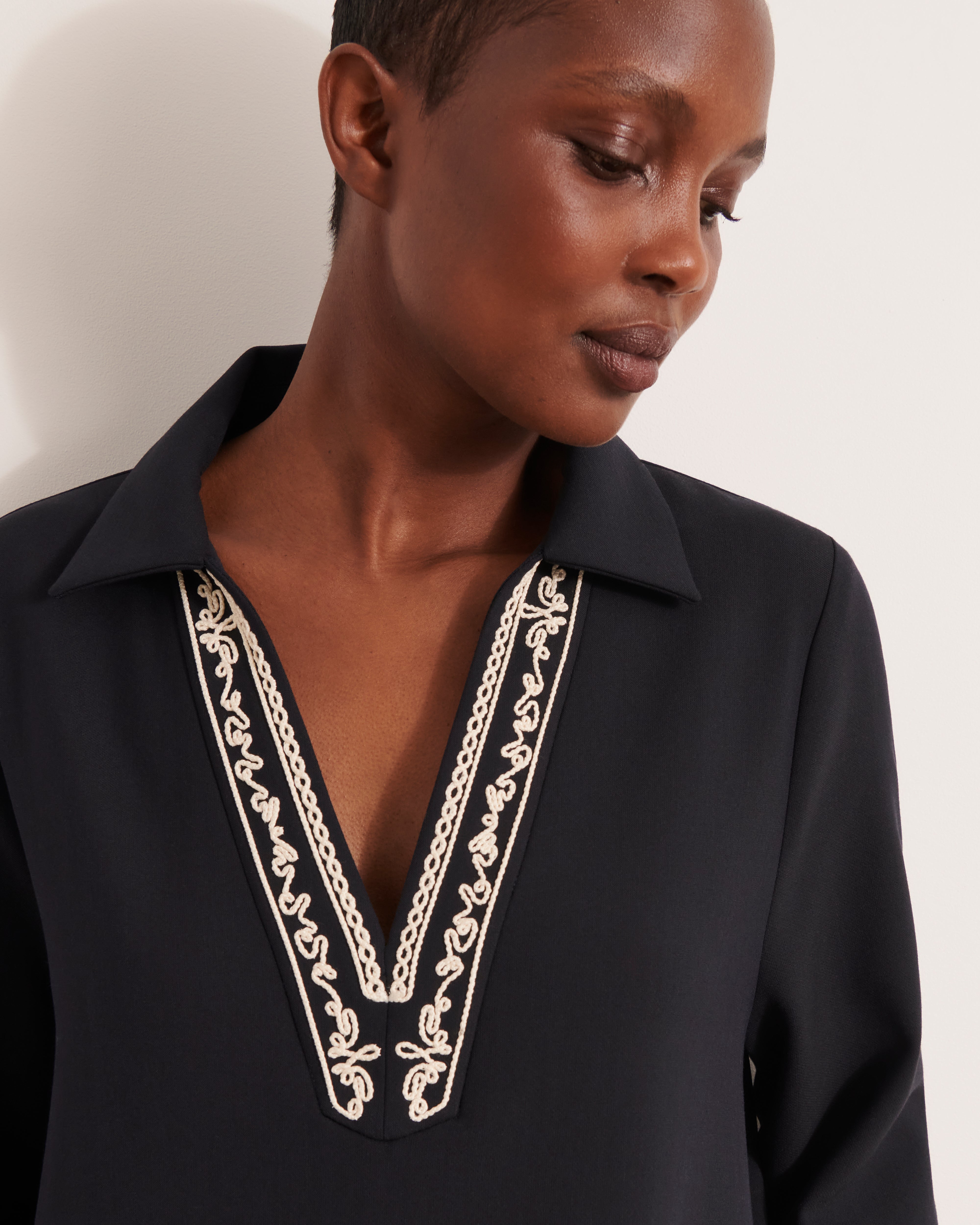 Robe brodée longueur genou RUFLETTE/12173/317