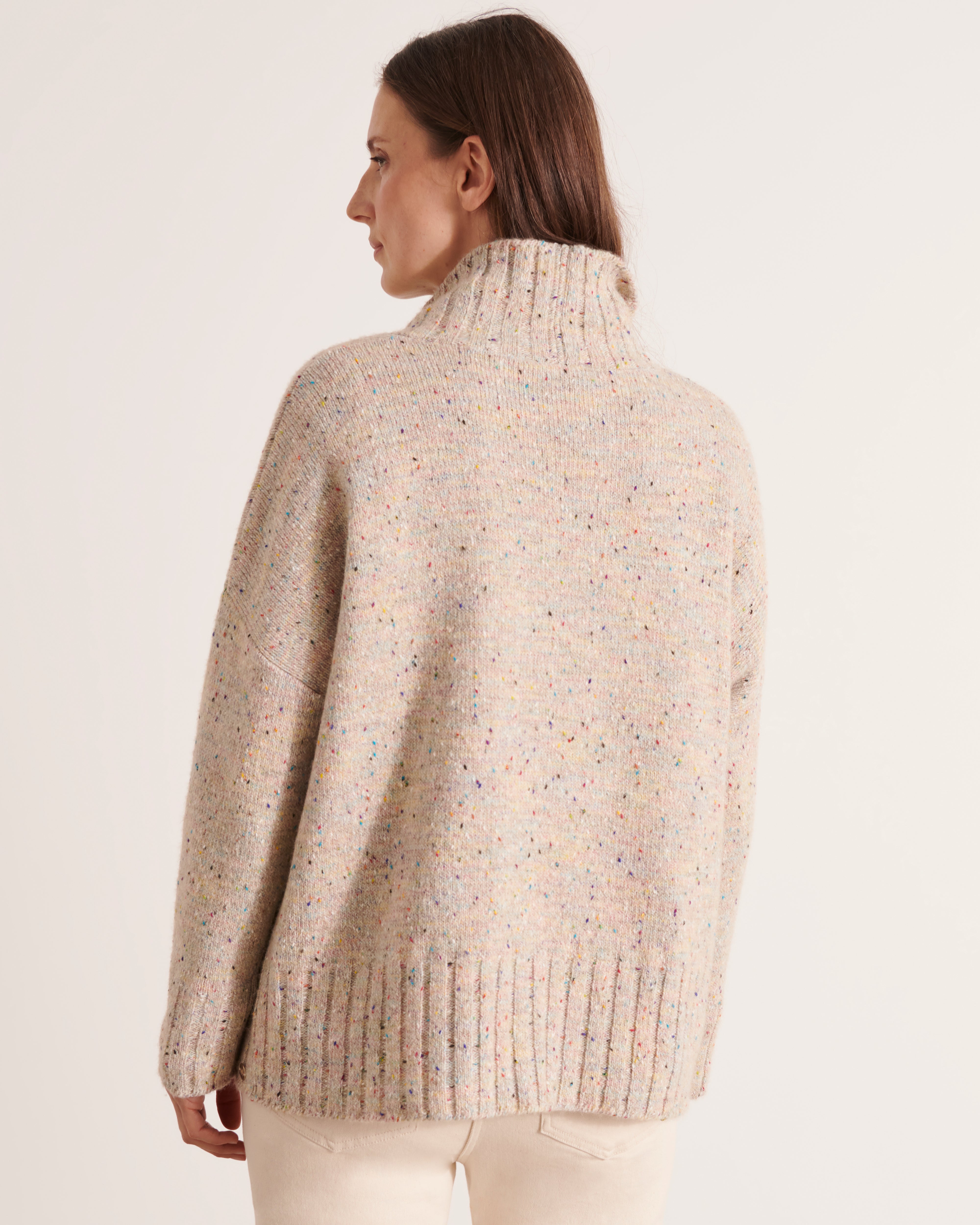 pull en maille chinée beige avec col montant