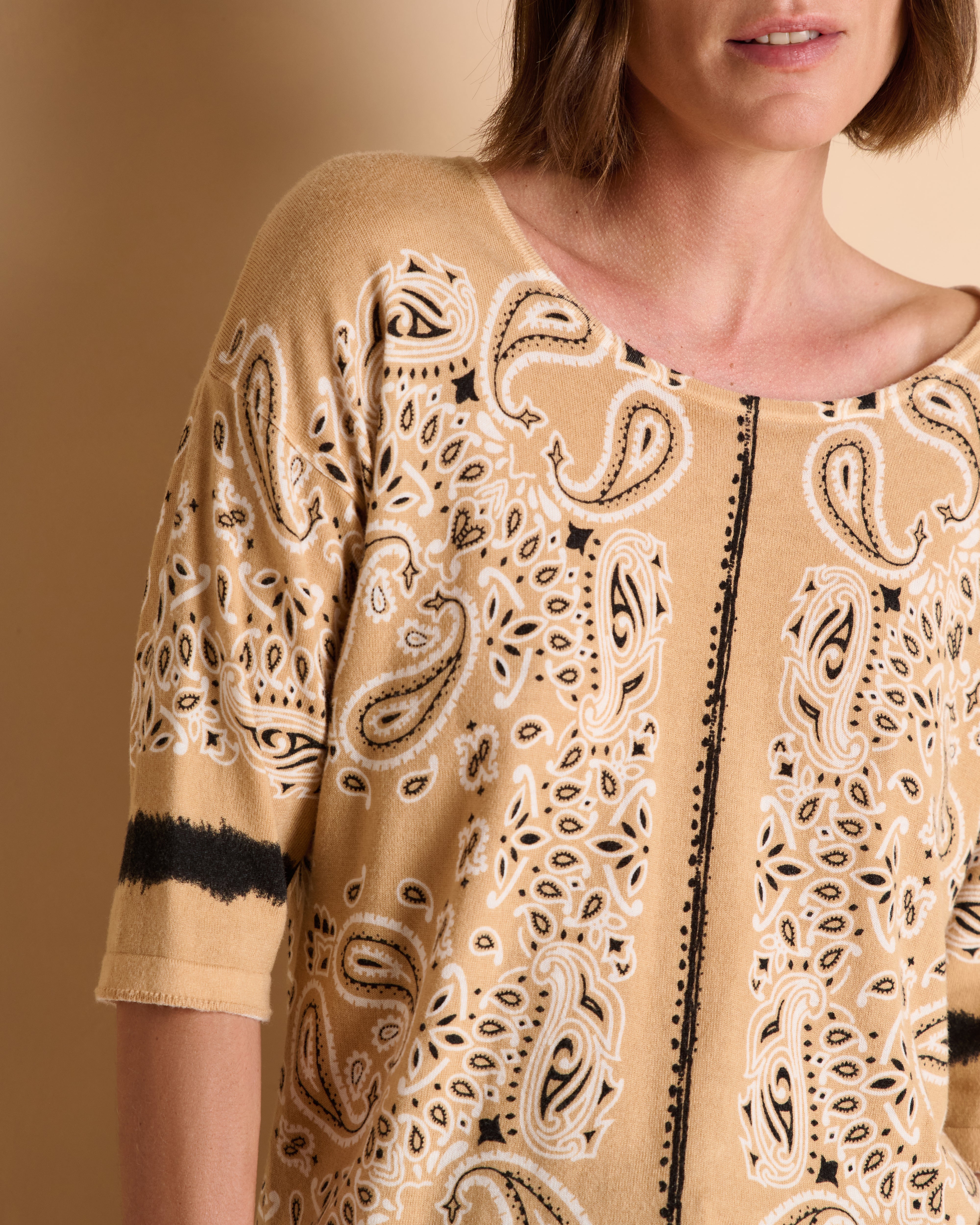 Pull marron clair imprimé manches courtes encolure ronde ACADAMIA/14224/791