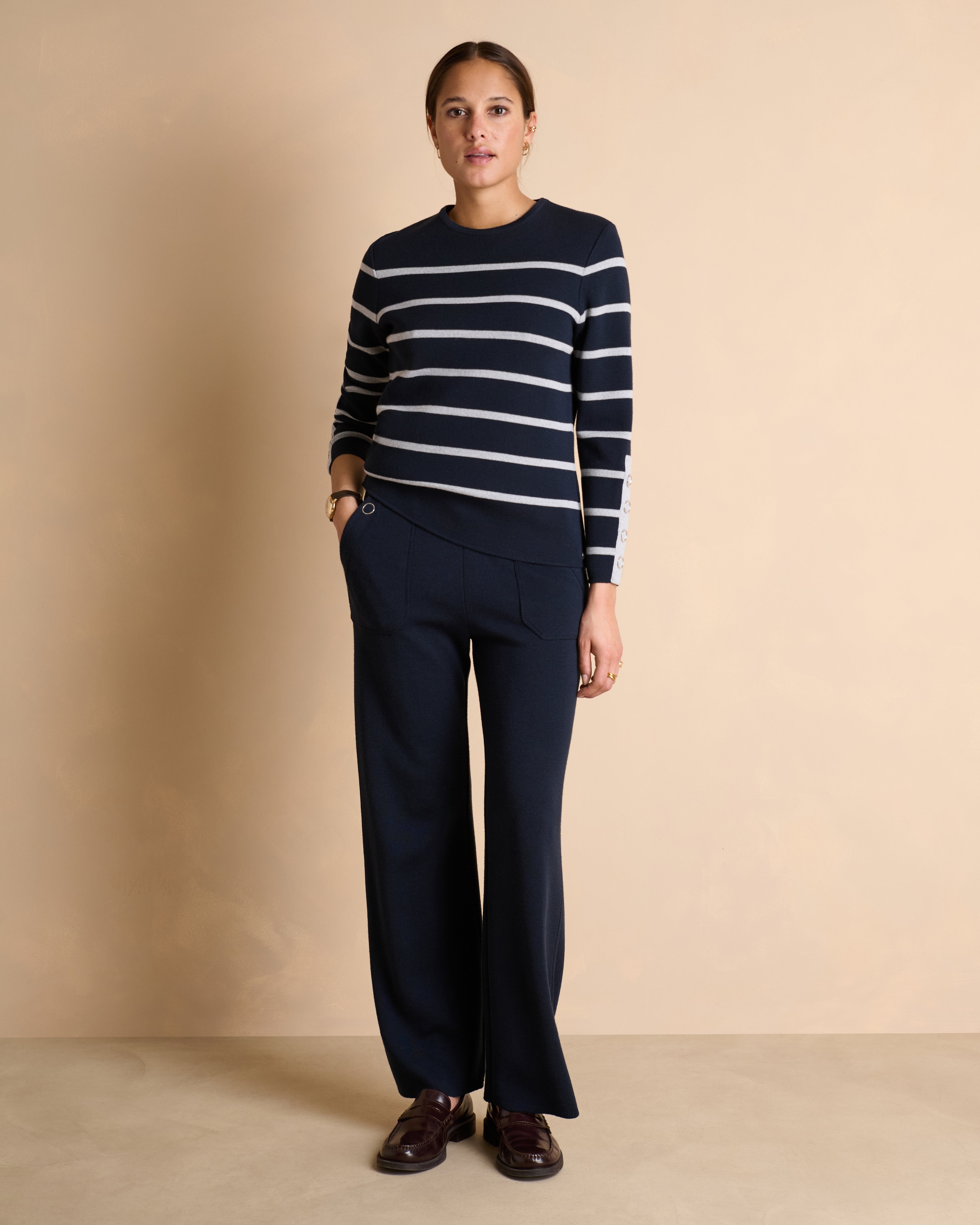 Pull bleu marine à rayures en laine mérinos col rond ACCORDER1927-R/14194/887