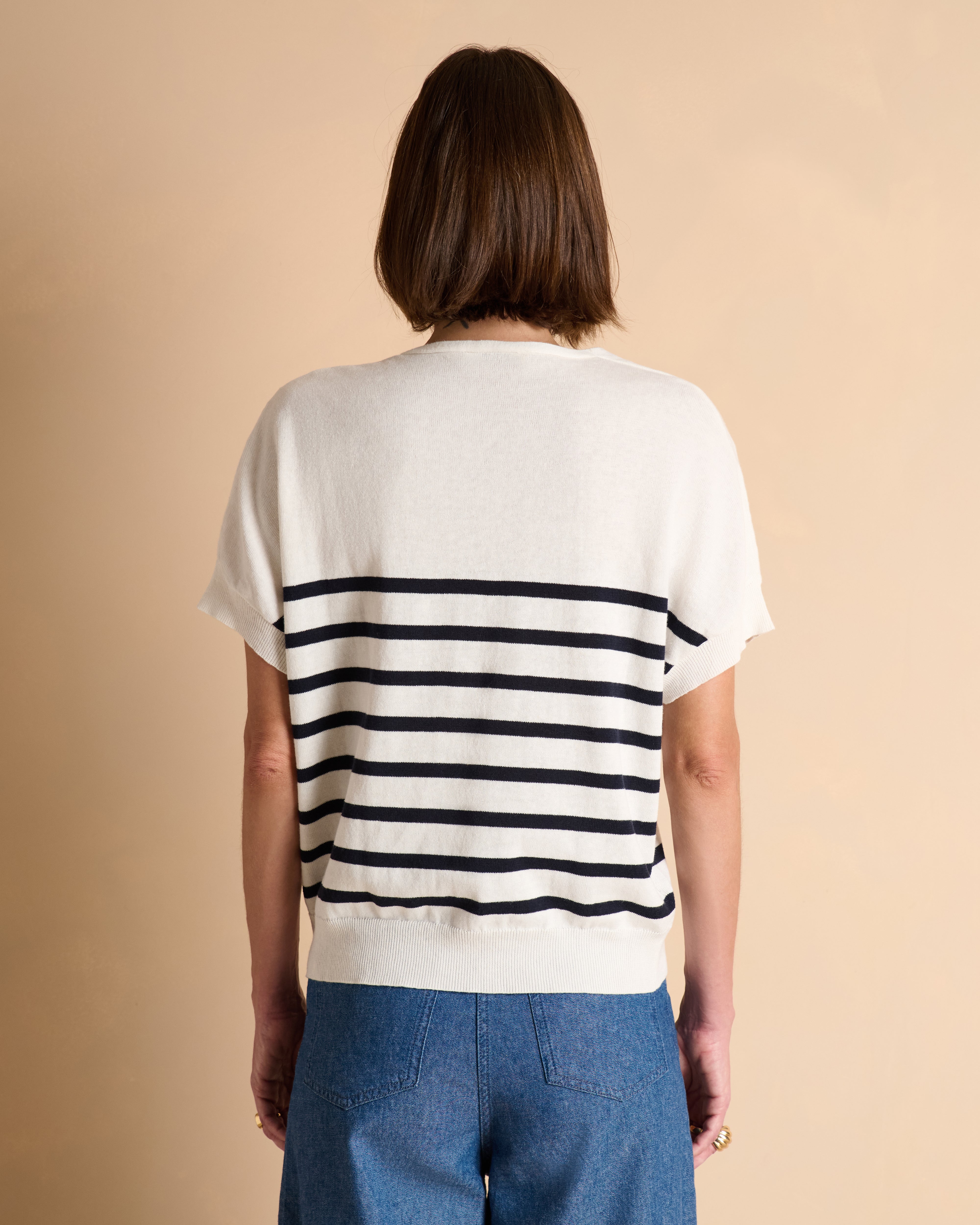 Pull kimono blanc à rayures bleu marine en lin et coton