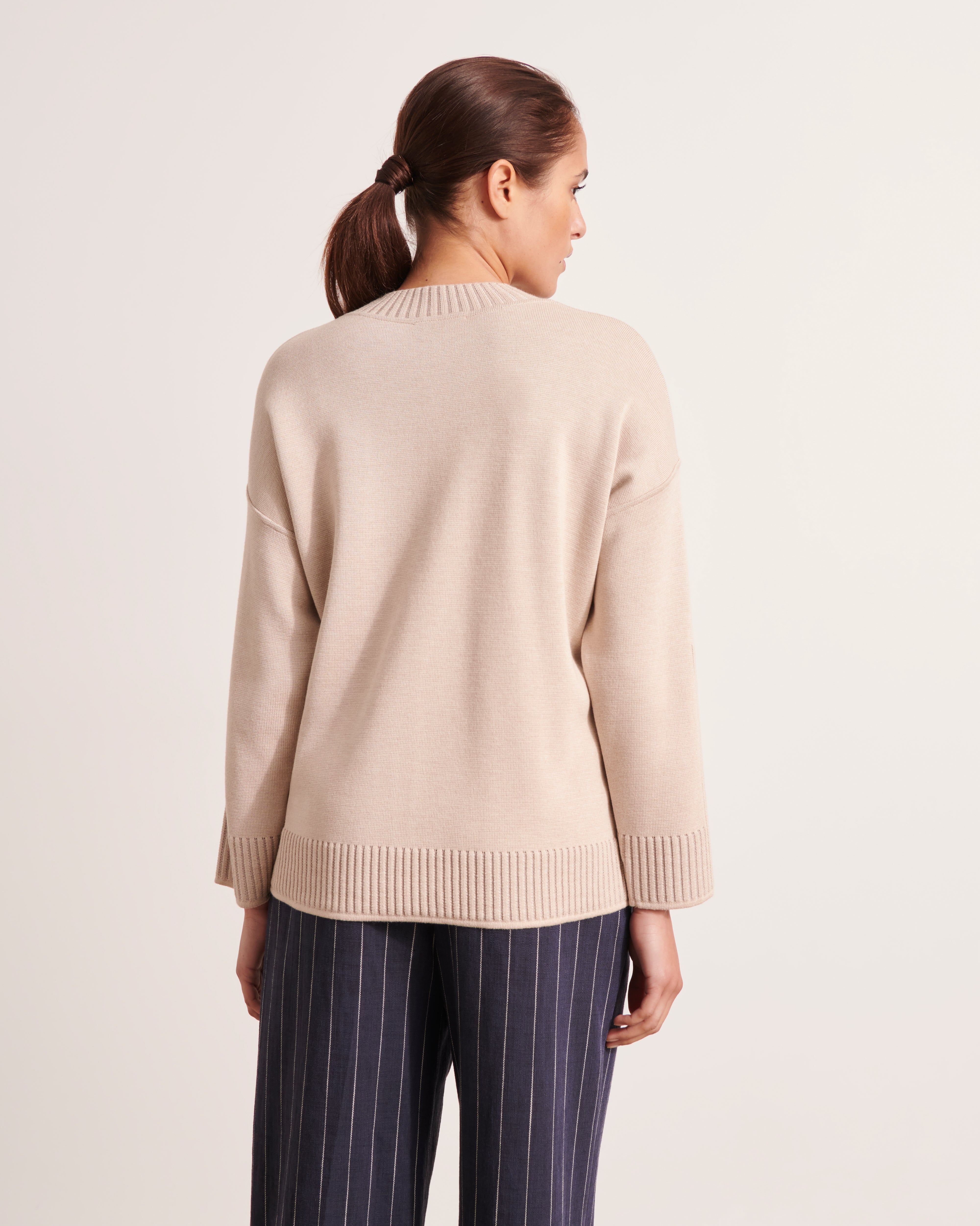 pull col rond en laine mérinos beige