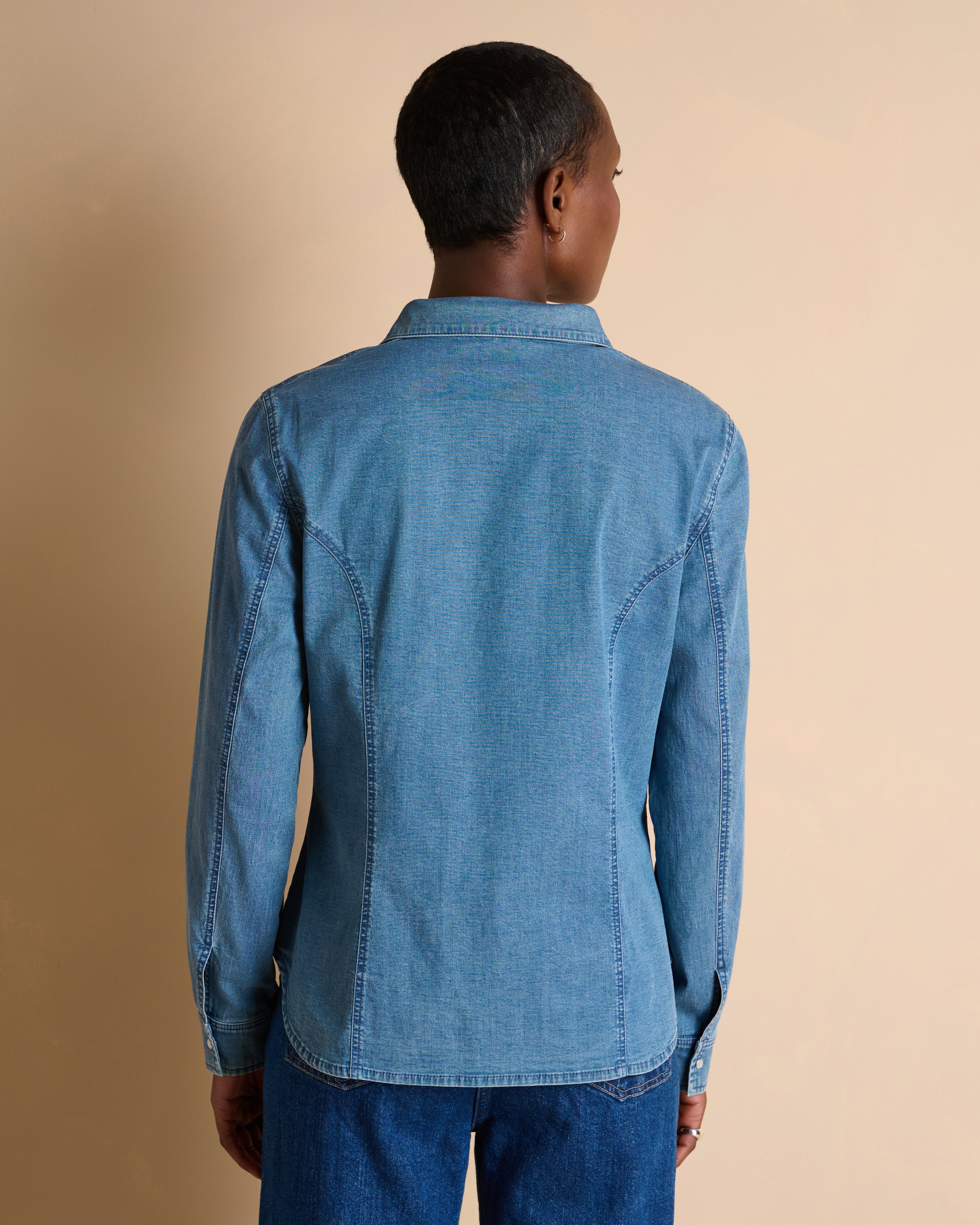 Chemise bleue en jean manches longues en coton stretch