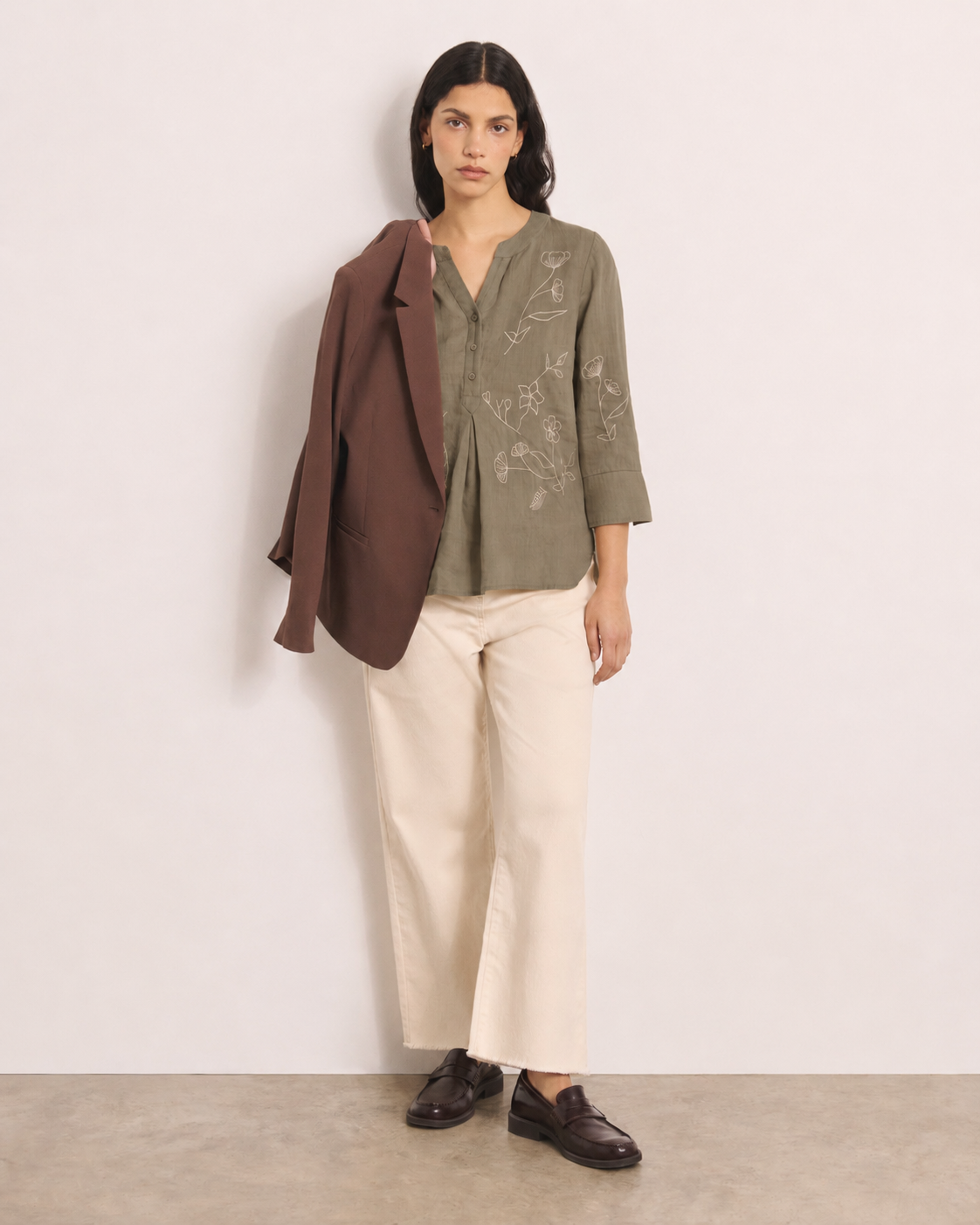 Blouse brodée verte CHABALA-BIS/13145/223