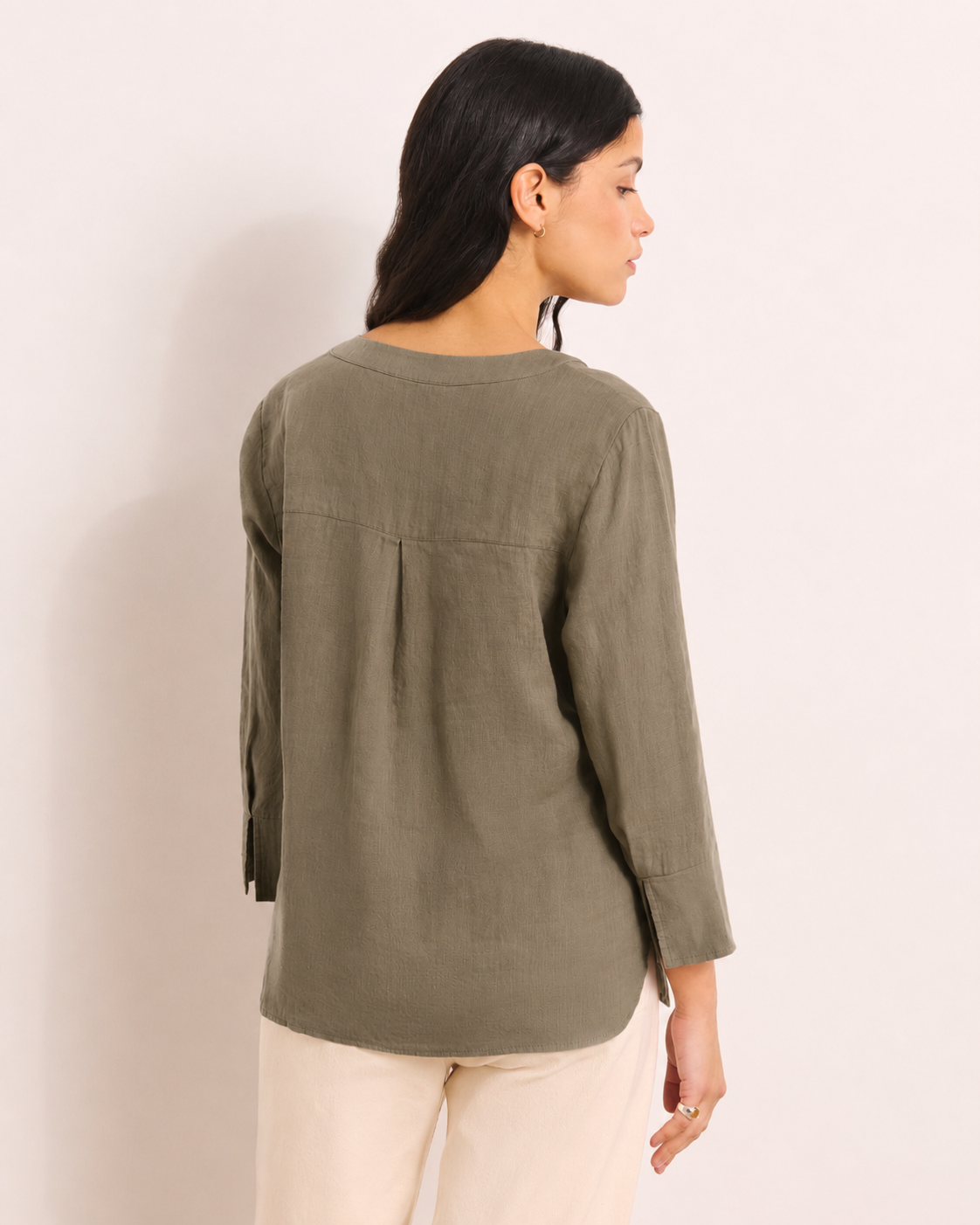 Blouse brodée verte CHABALA-BIS/13145/223