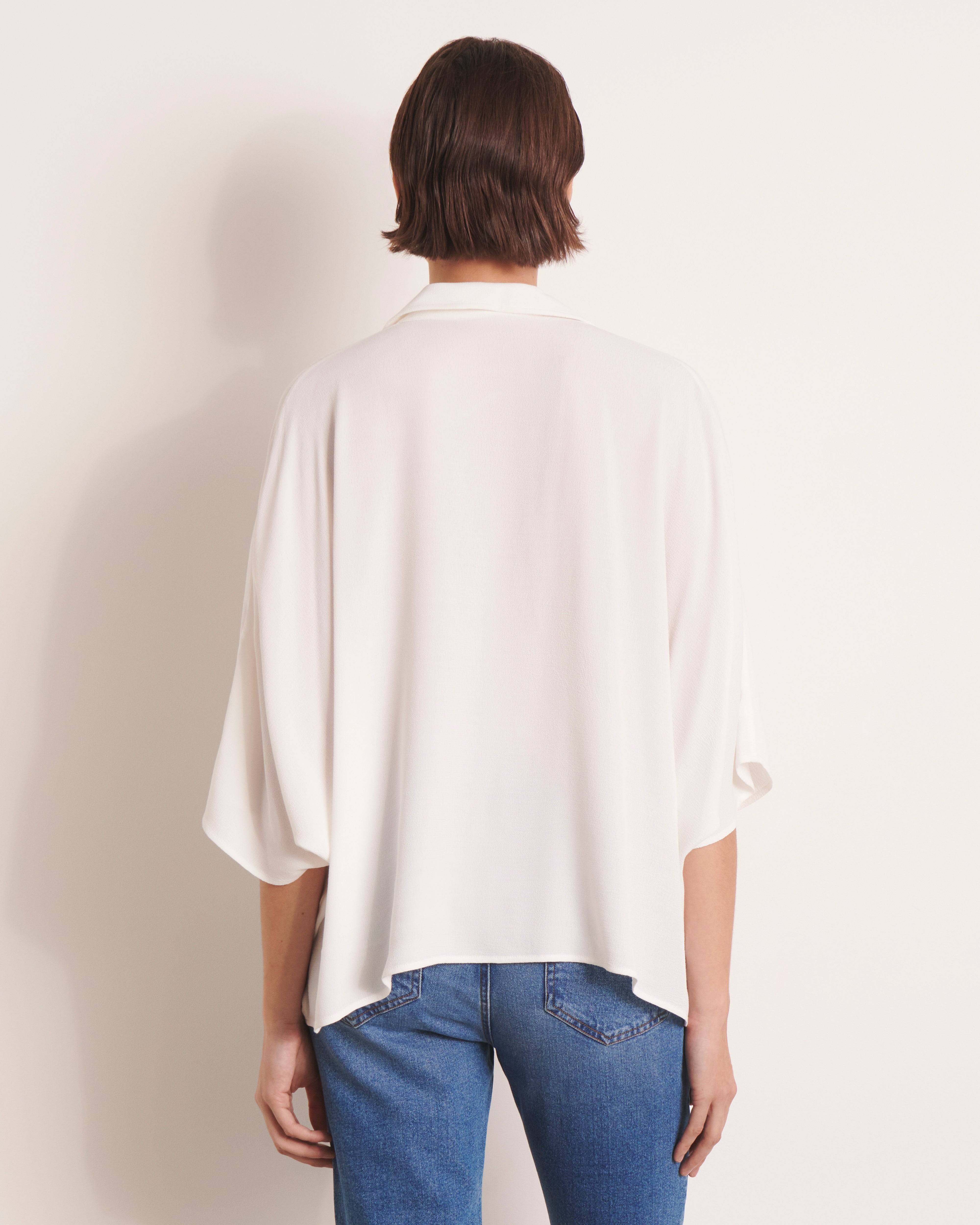 chemise fluide coupe poncho en crêpe de viscose blanc cassé