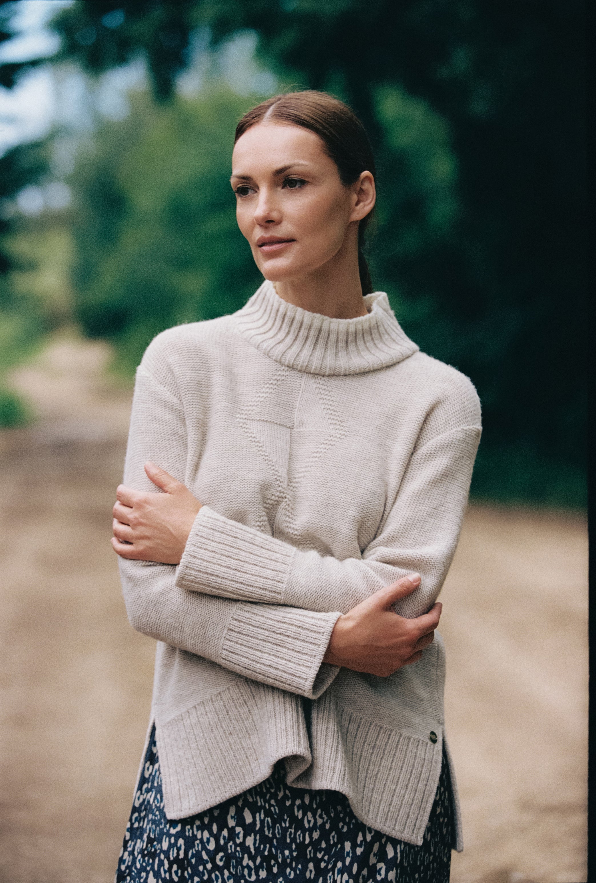 Pulls & cardigans