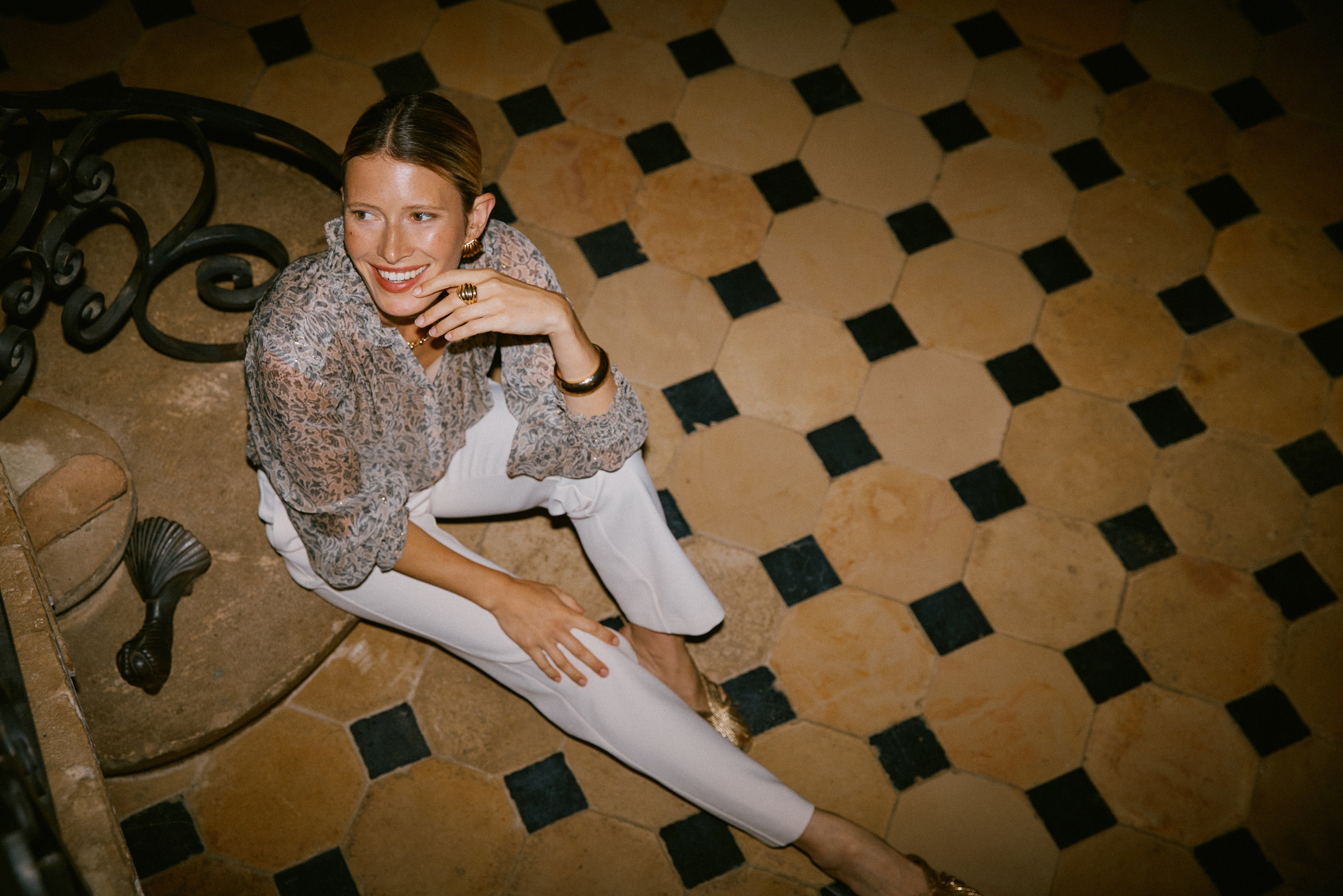 template--26534780731769__section_hero_gqhDR9