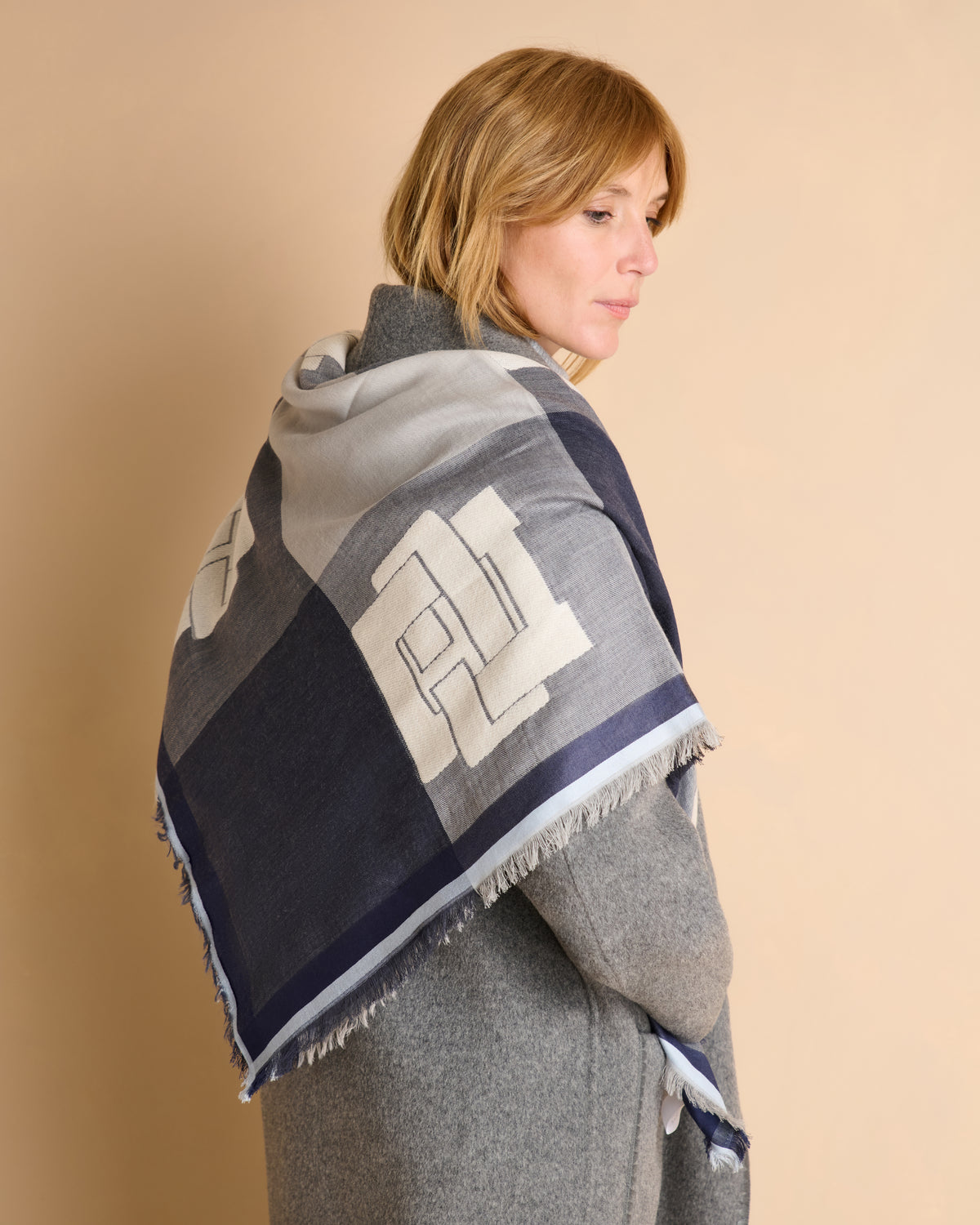 Bufanda estampada azul con logotipo EGERIE/14173/635