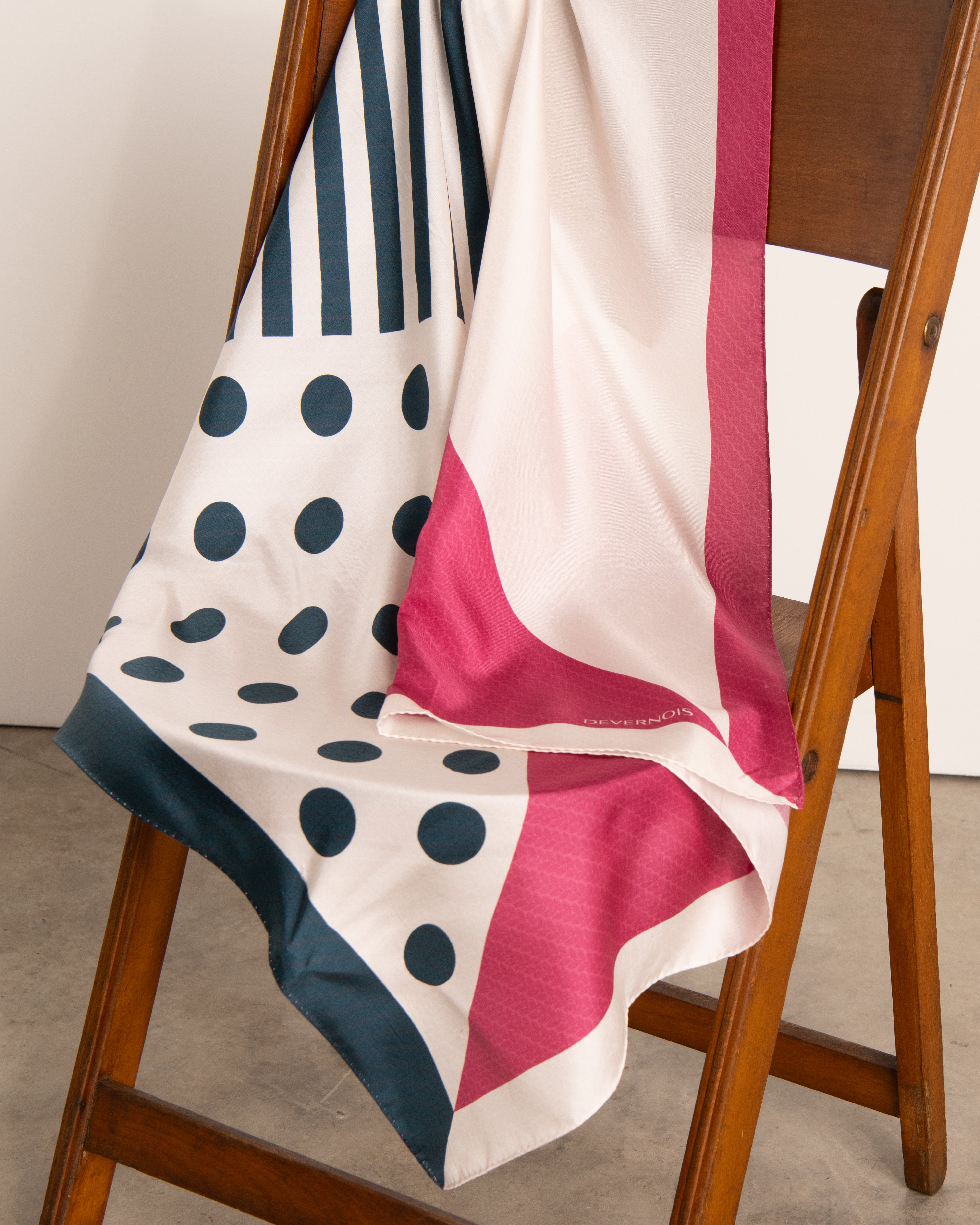 Carré imprimé ESPAGNE/13201/565