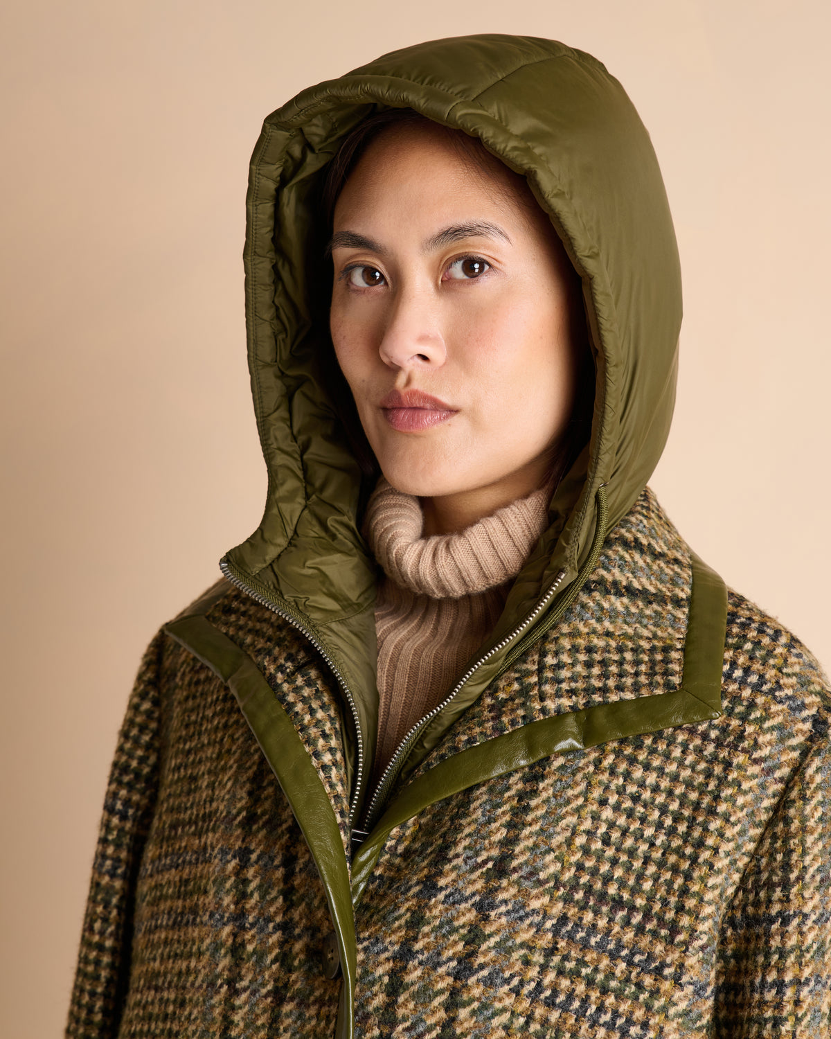 Capuche kaki zippée en polyester