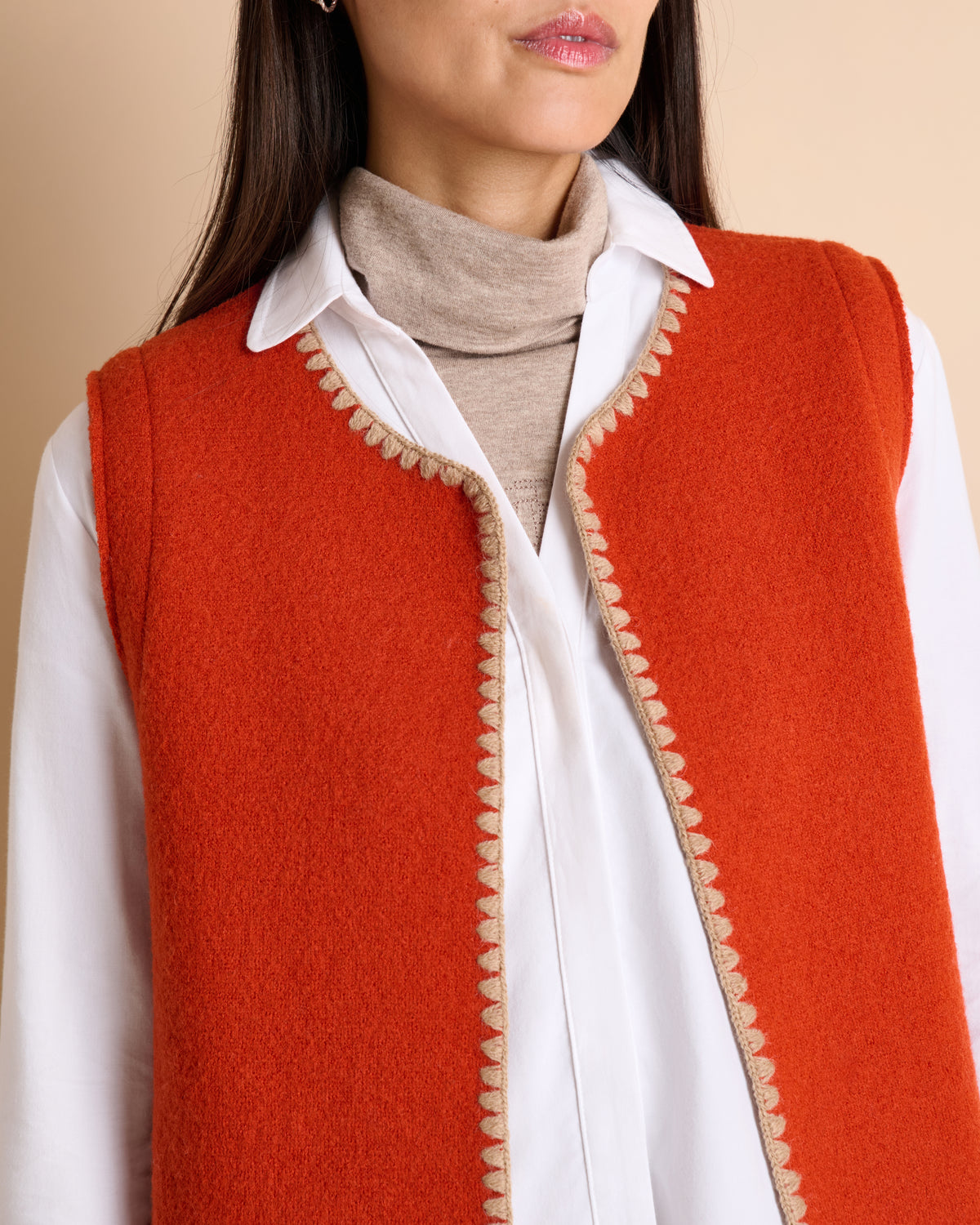 Gilet orange sans manches en laine bouillie