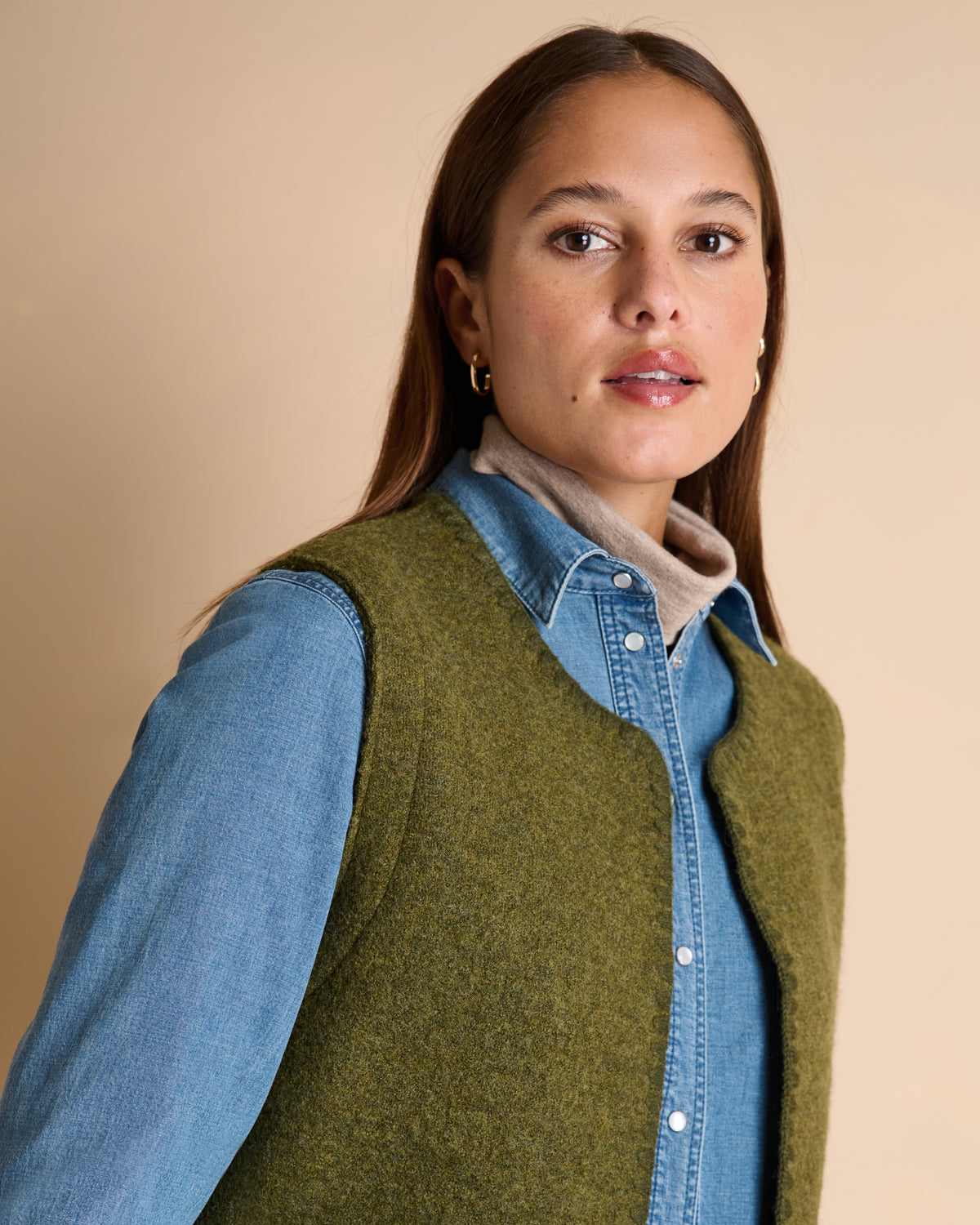 Gilet vert sans manches en laine bouillie
