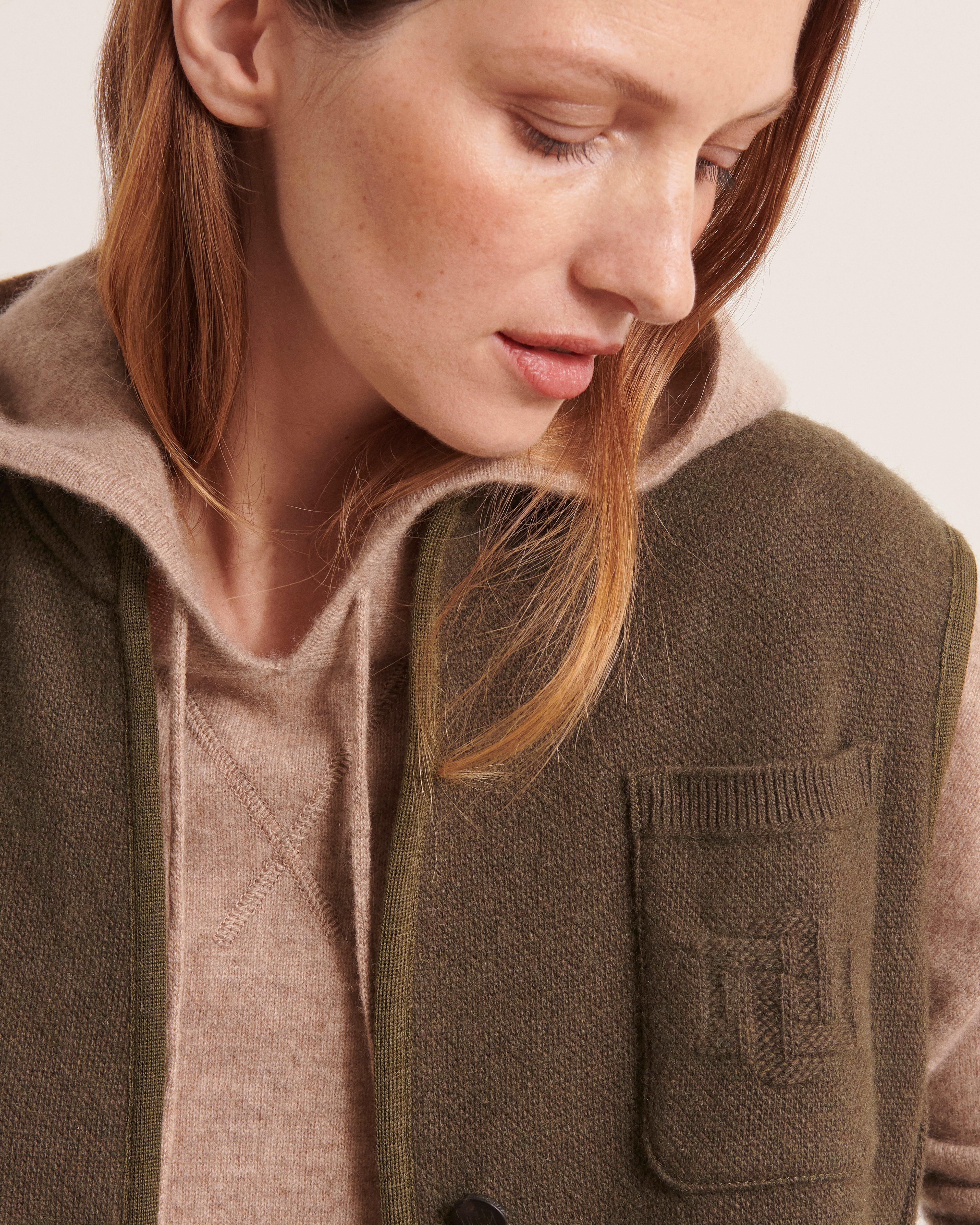 Gilet sans manches en laine et cachemire GASPARD/12206/861