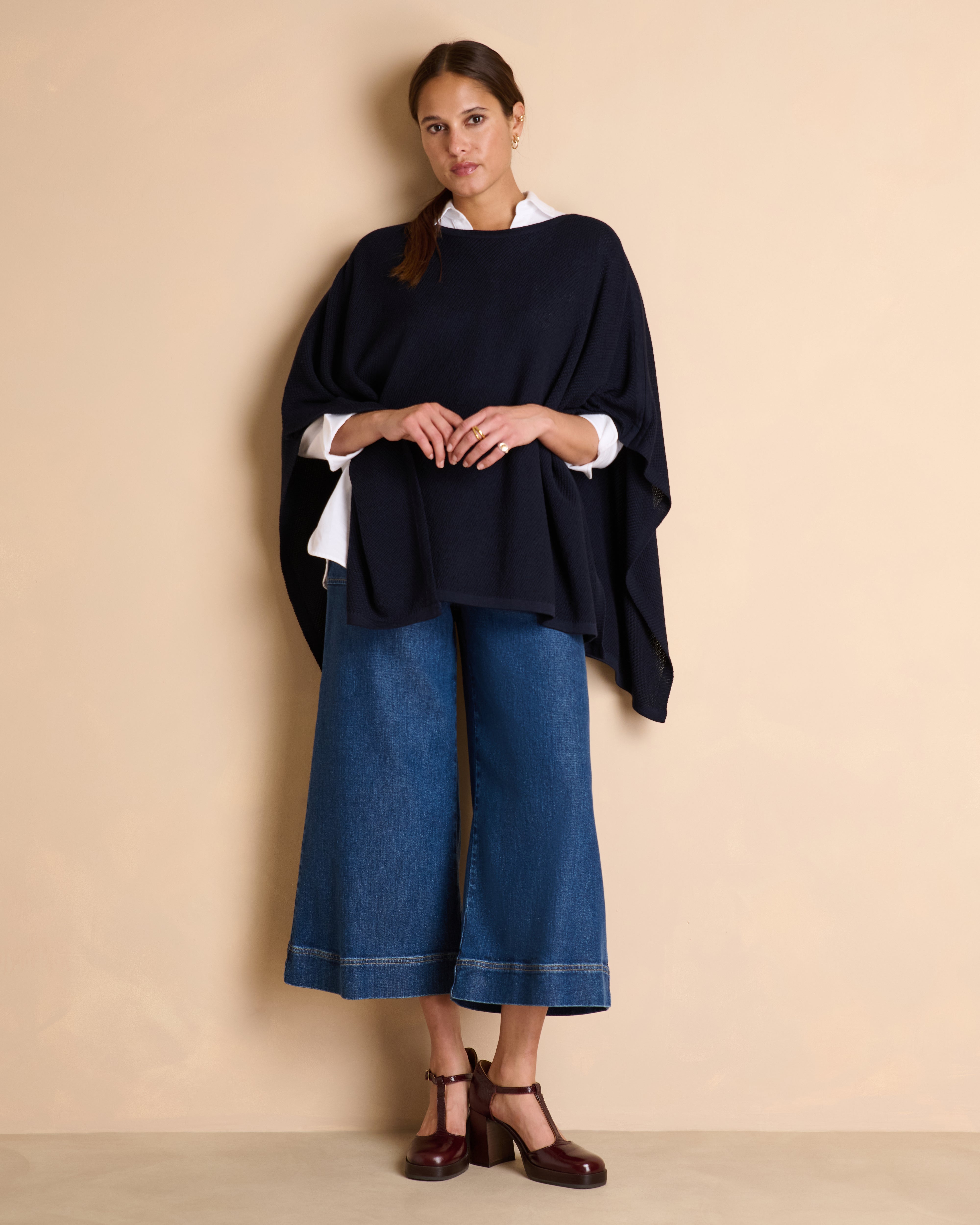 Cape bleue en laine mérinos GIORGIA14/14279/317