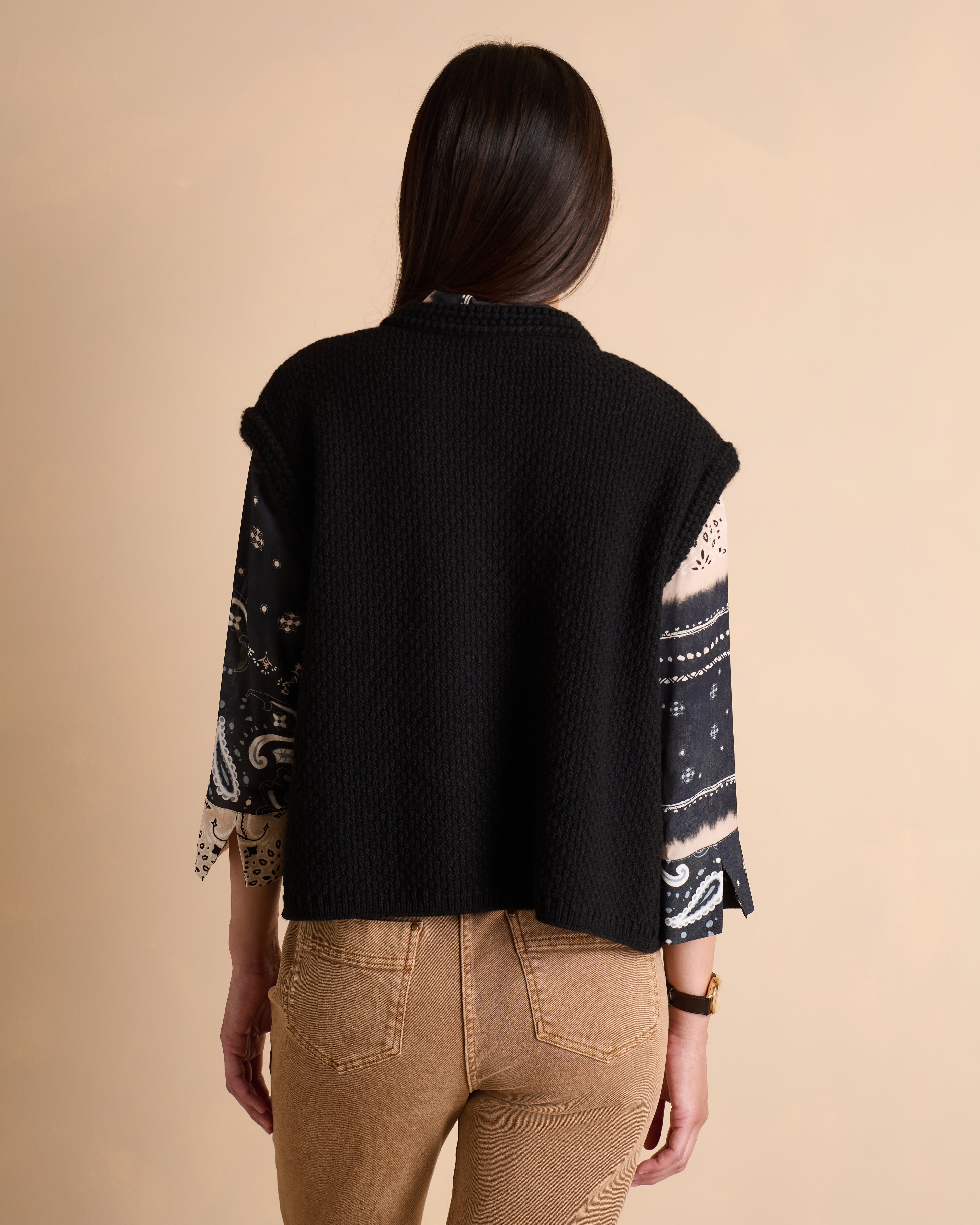 Gilet noir sans manches col rond en laine, alpaga et mohair