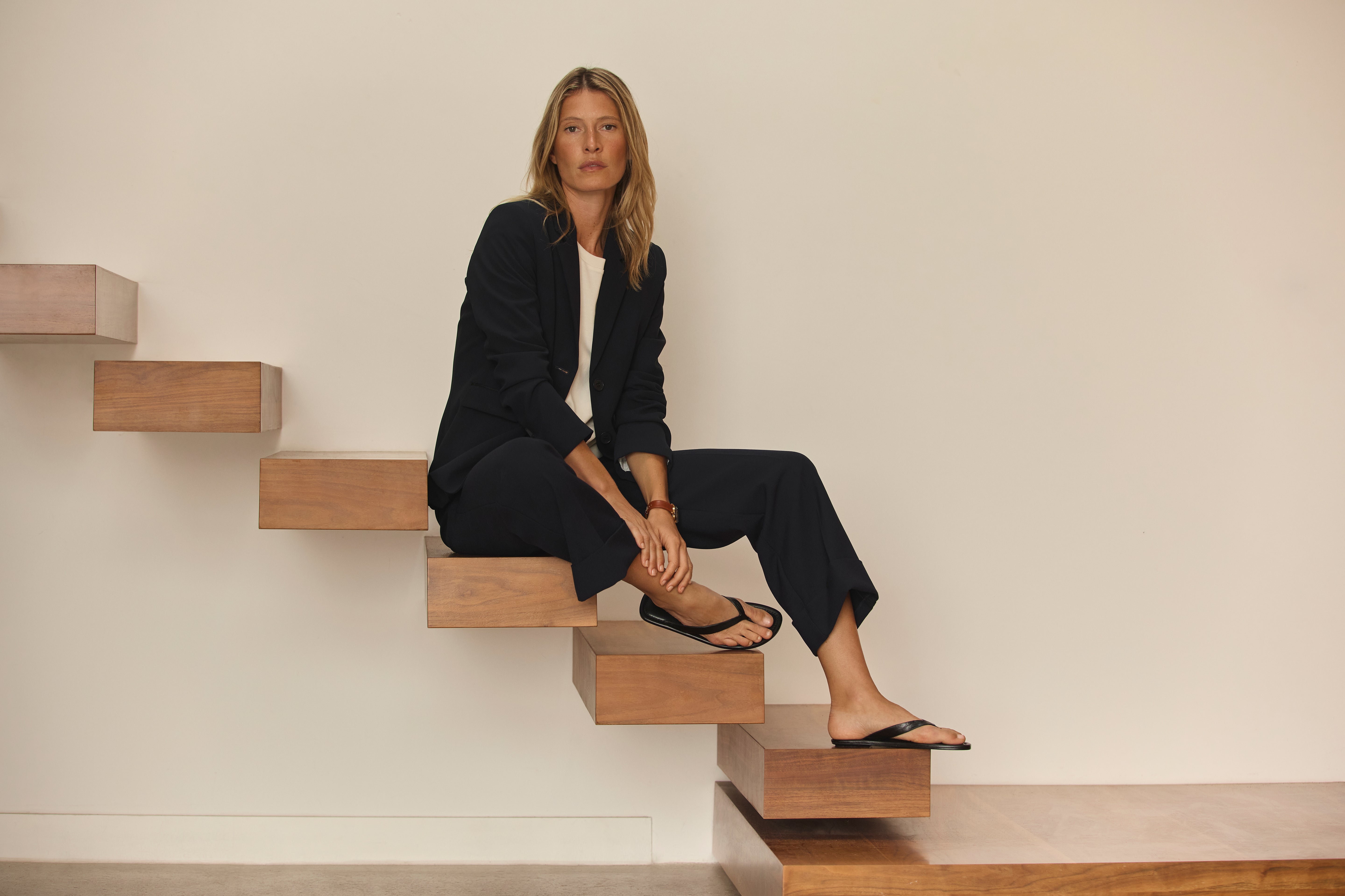 template--26595618193785__section_hero_gCq9wG