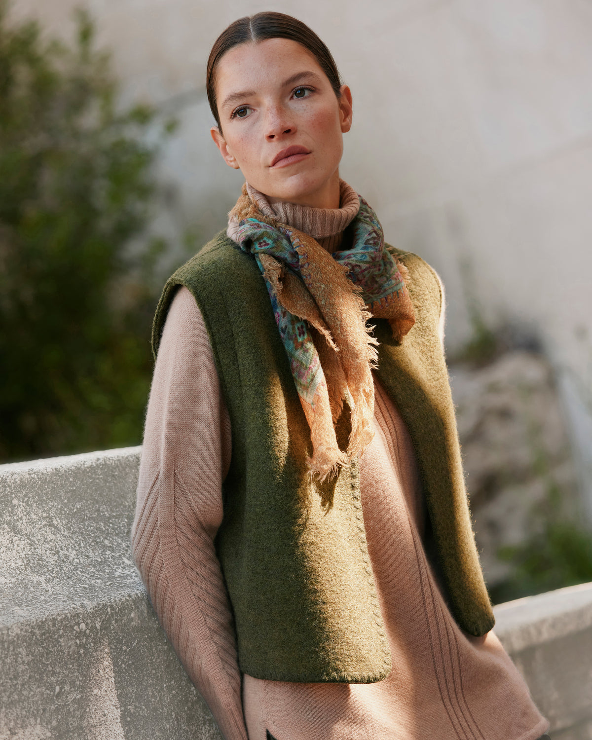 Gilet vert sans manches en laine bouillie