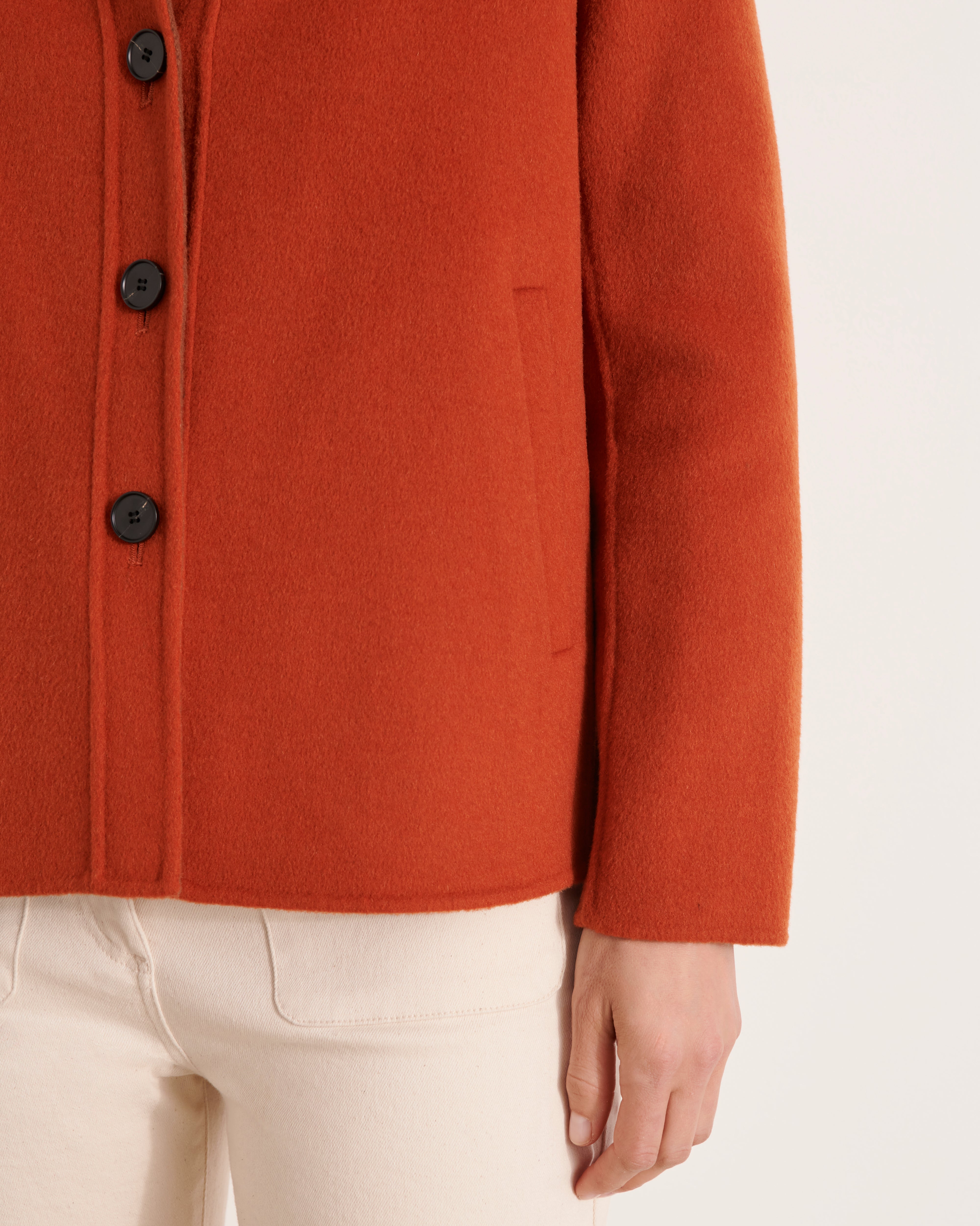 veste courte orange foncé en laine double face