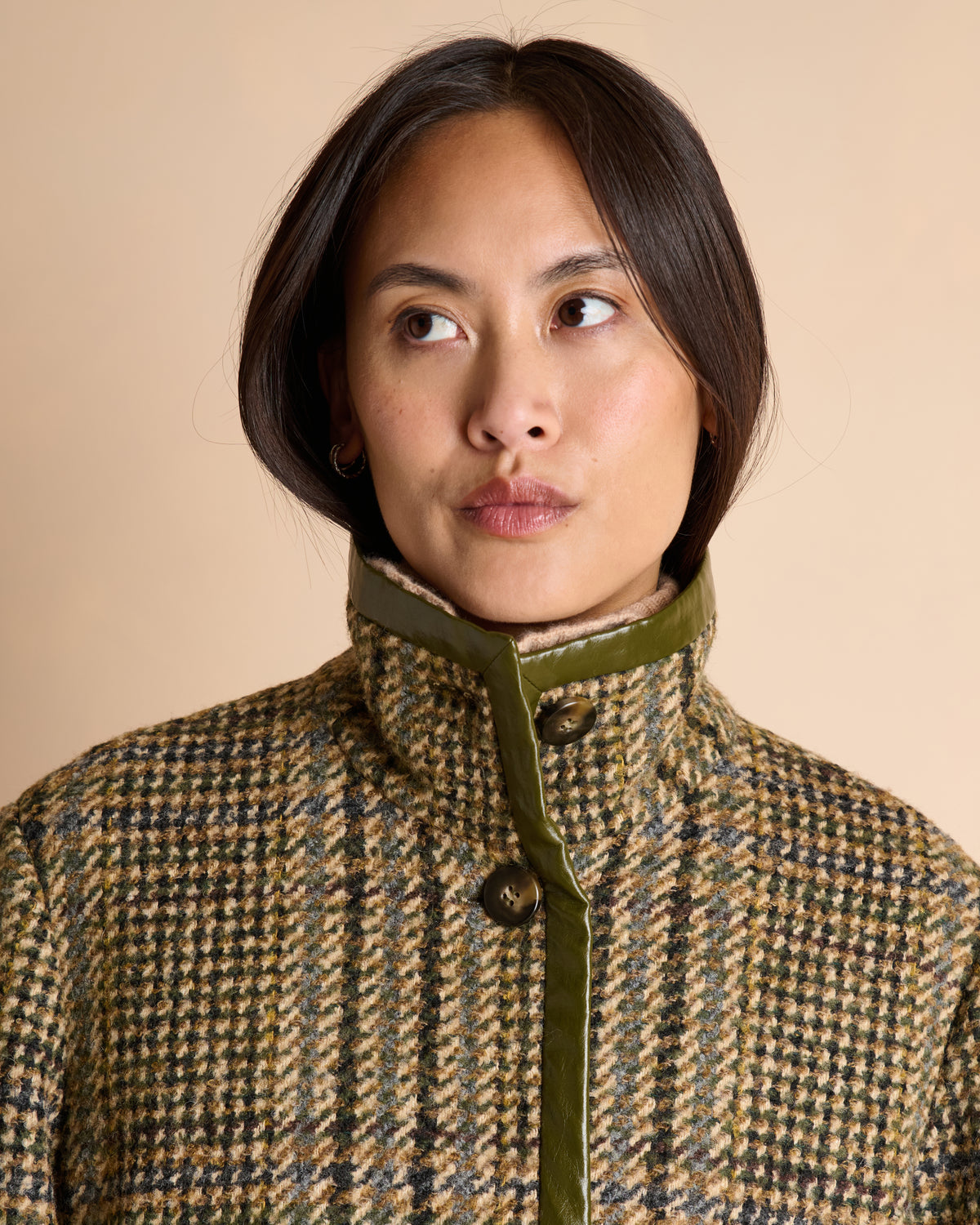 Manteau long kaki à carreaux col montant contient de la laine