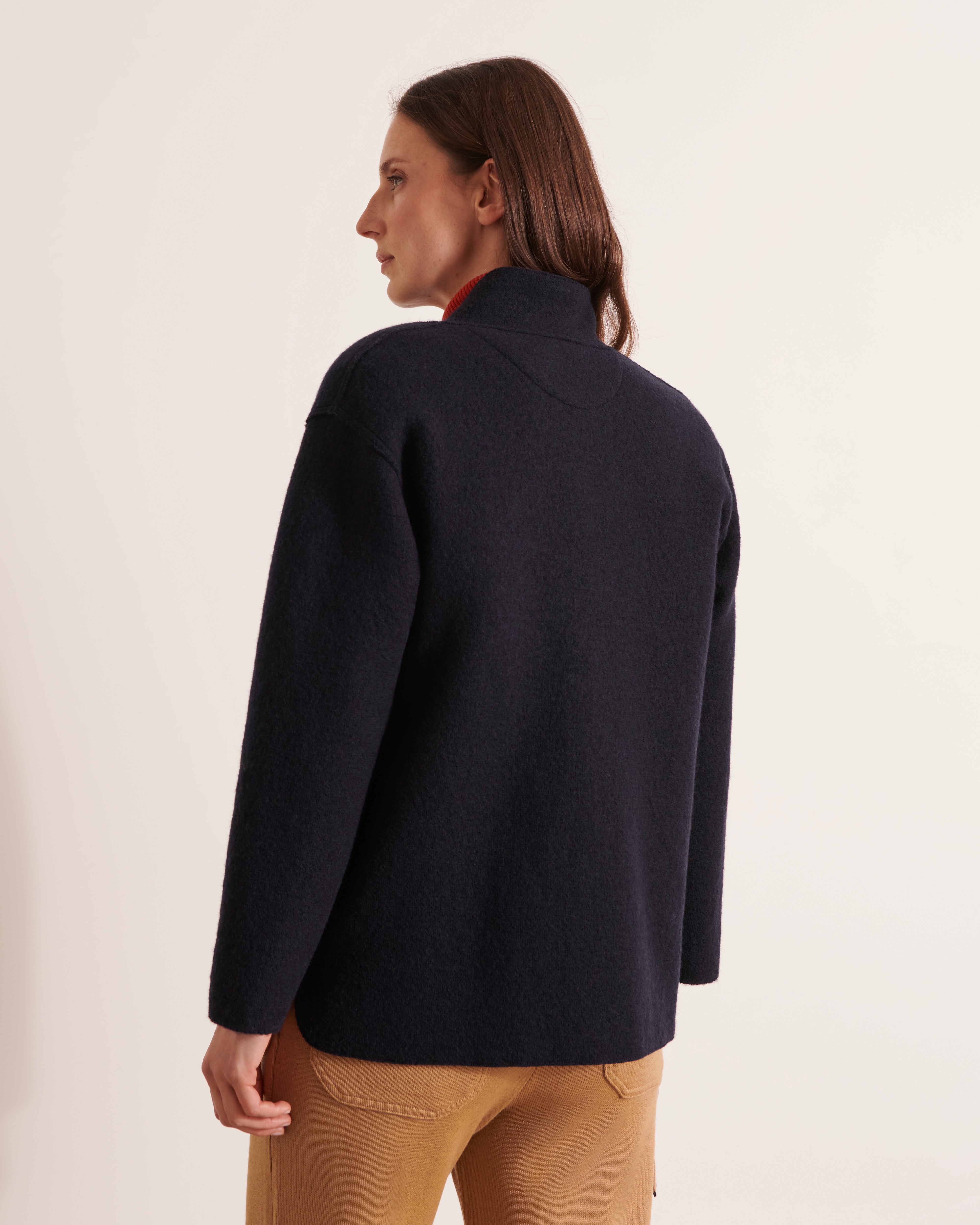 Manteau court en laine bouillie bleu marine