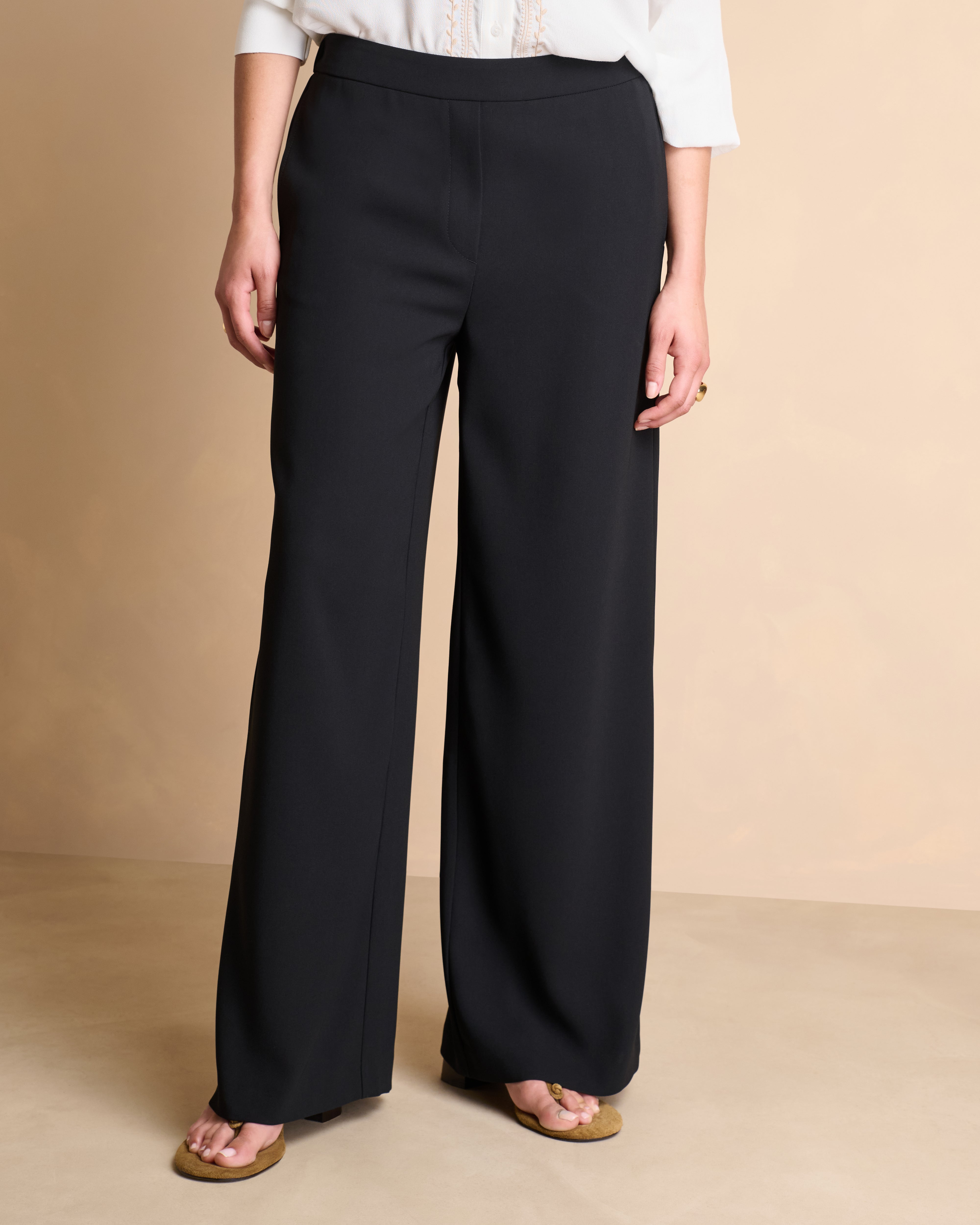 Pantalon noir large en tissu stretch