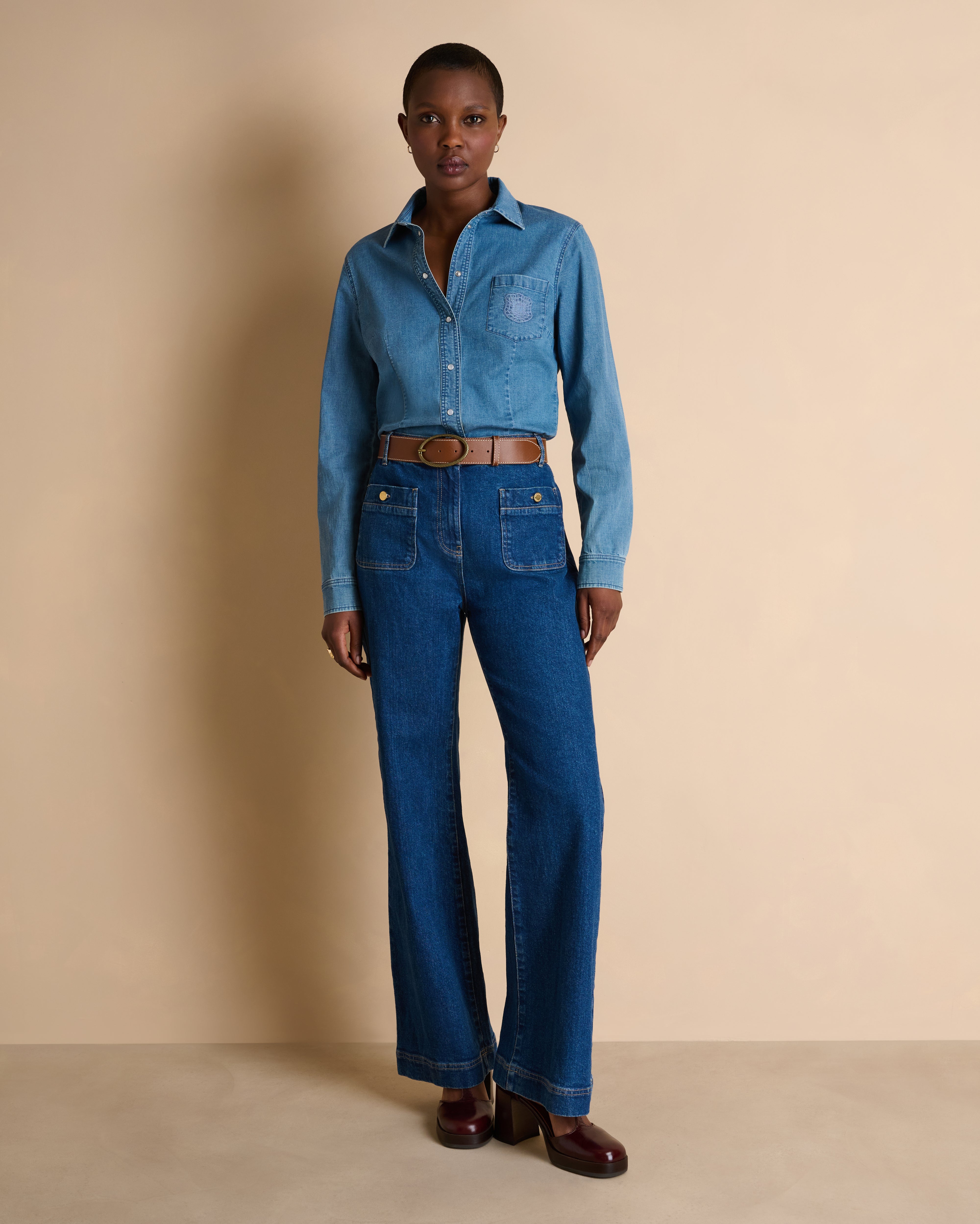 Jean flare bleu en coton stretch