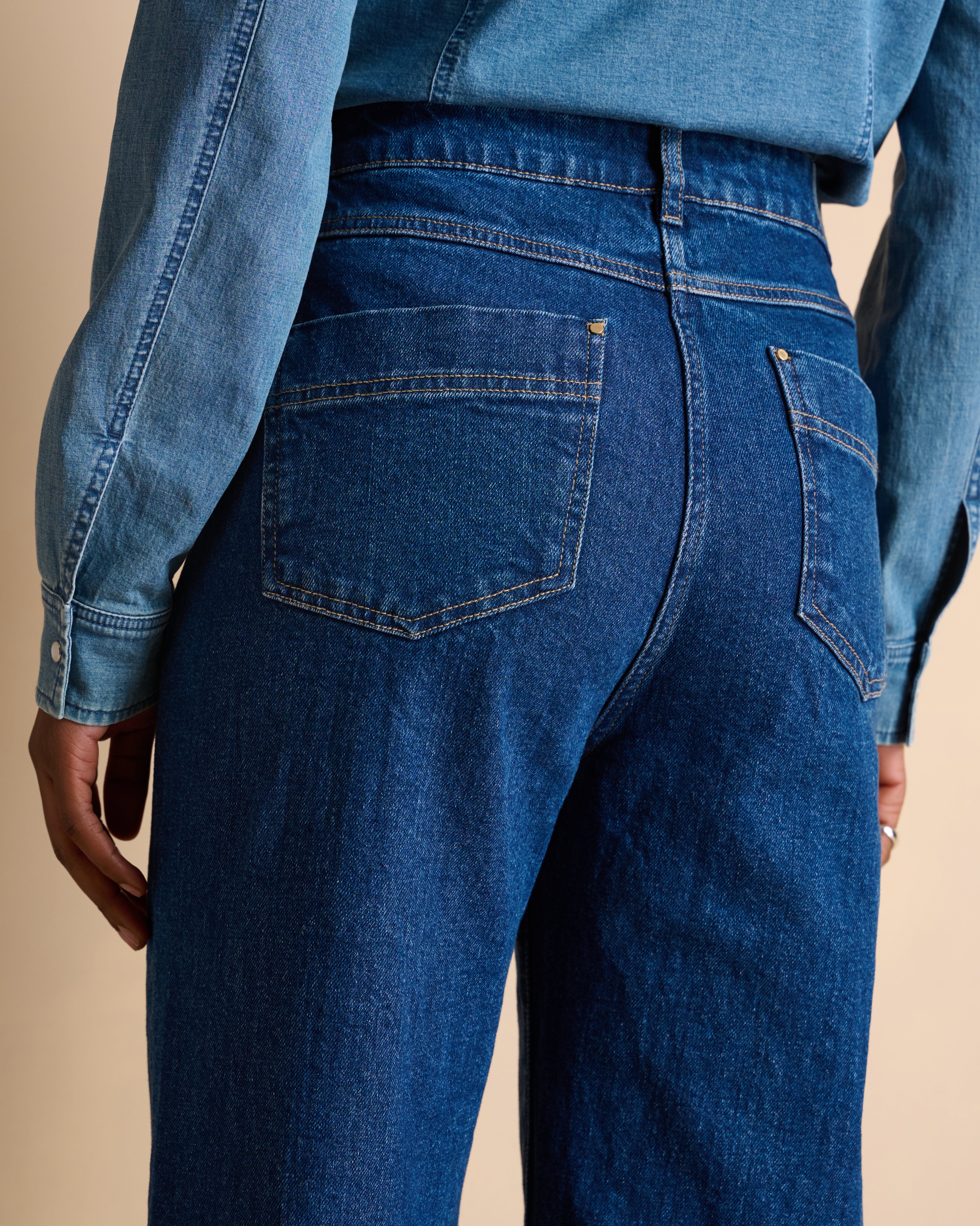 Jean flare bleu en coton stretch