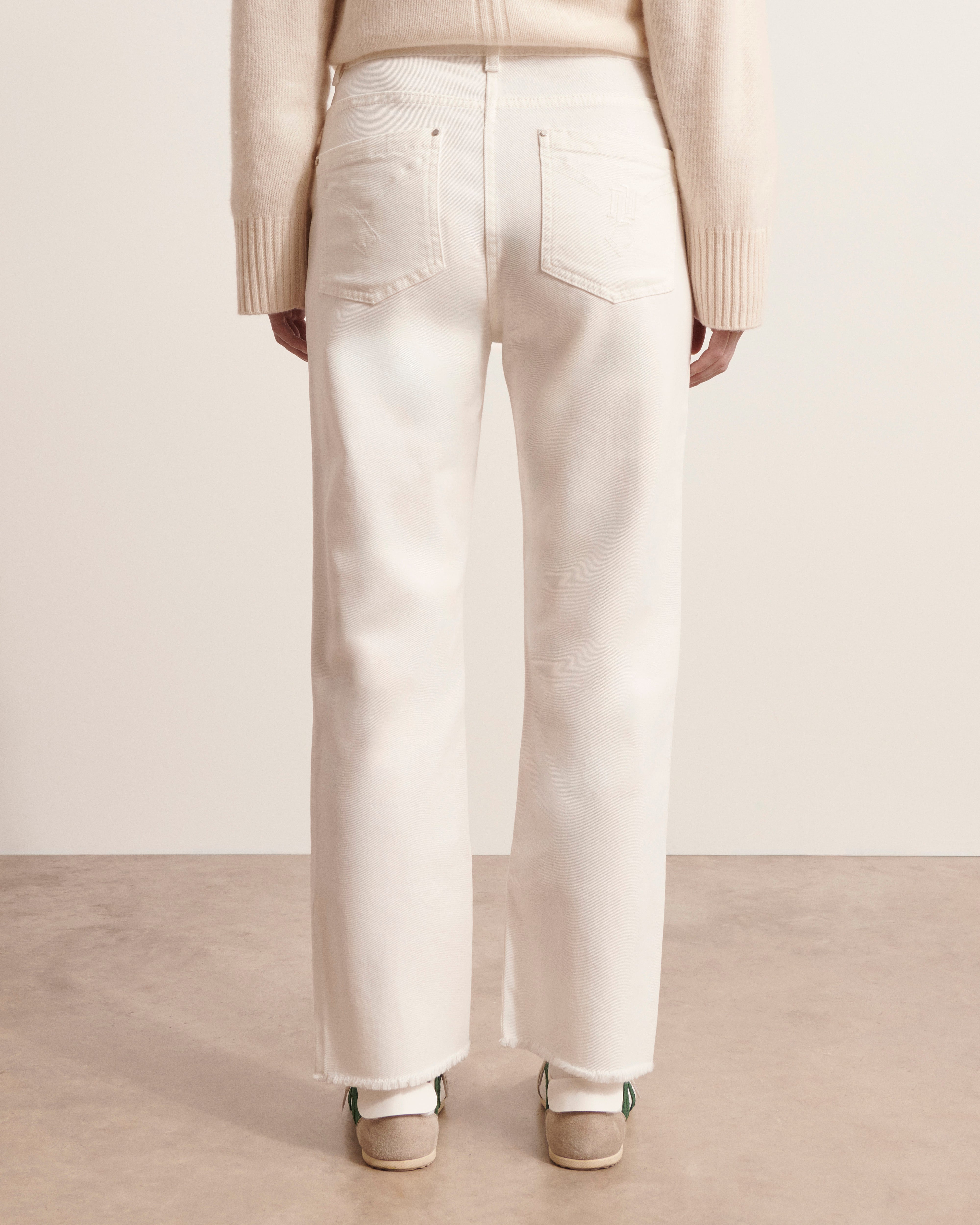jean droit blanc ourlet frangé