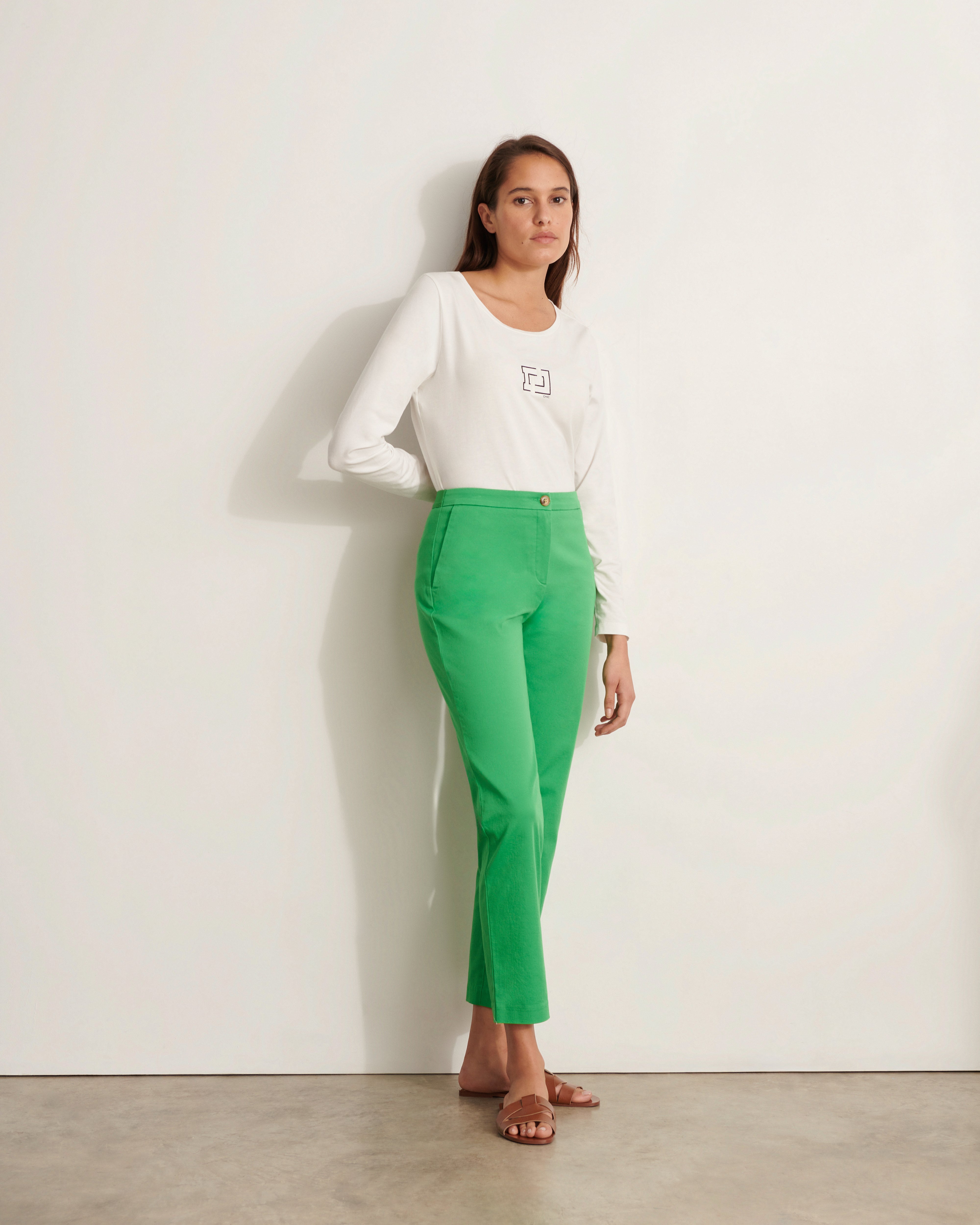 pantalon droit en coton stretch vert longueur 7/8e