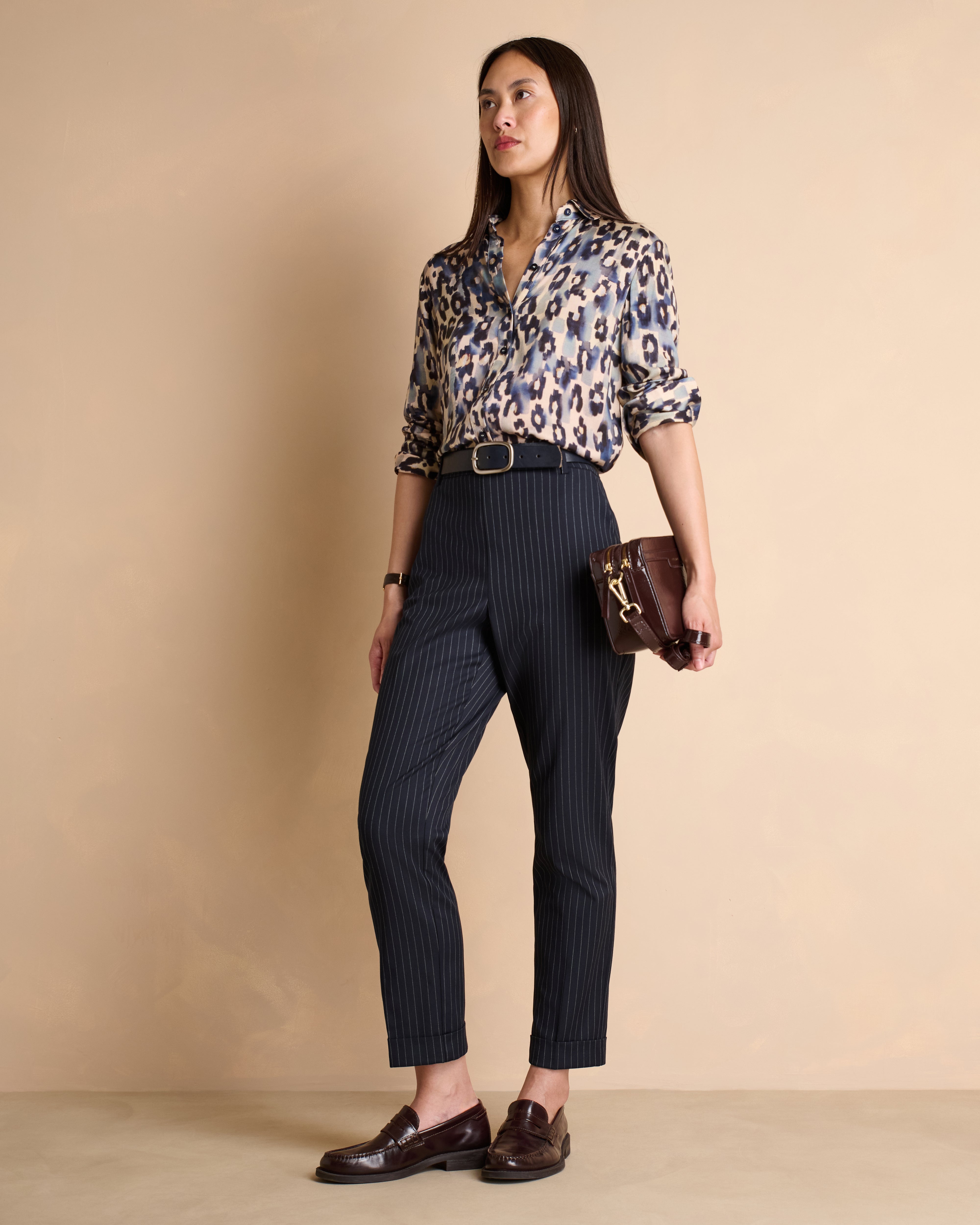 Pantalon bleu marine 7/8e droit à rayures en tissu stretch