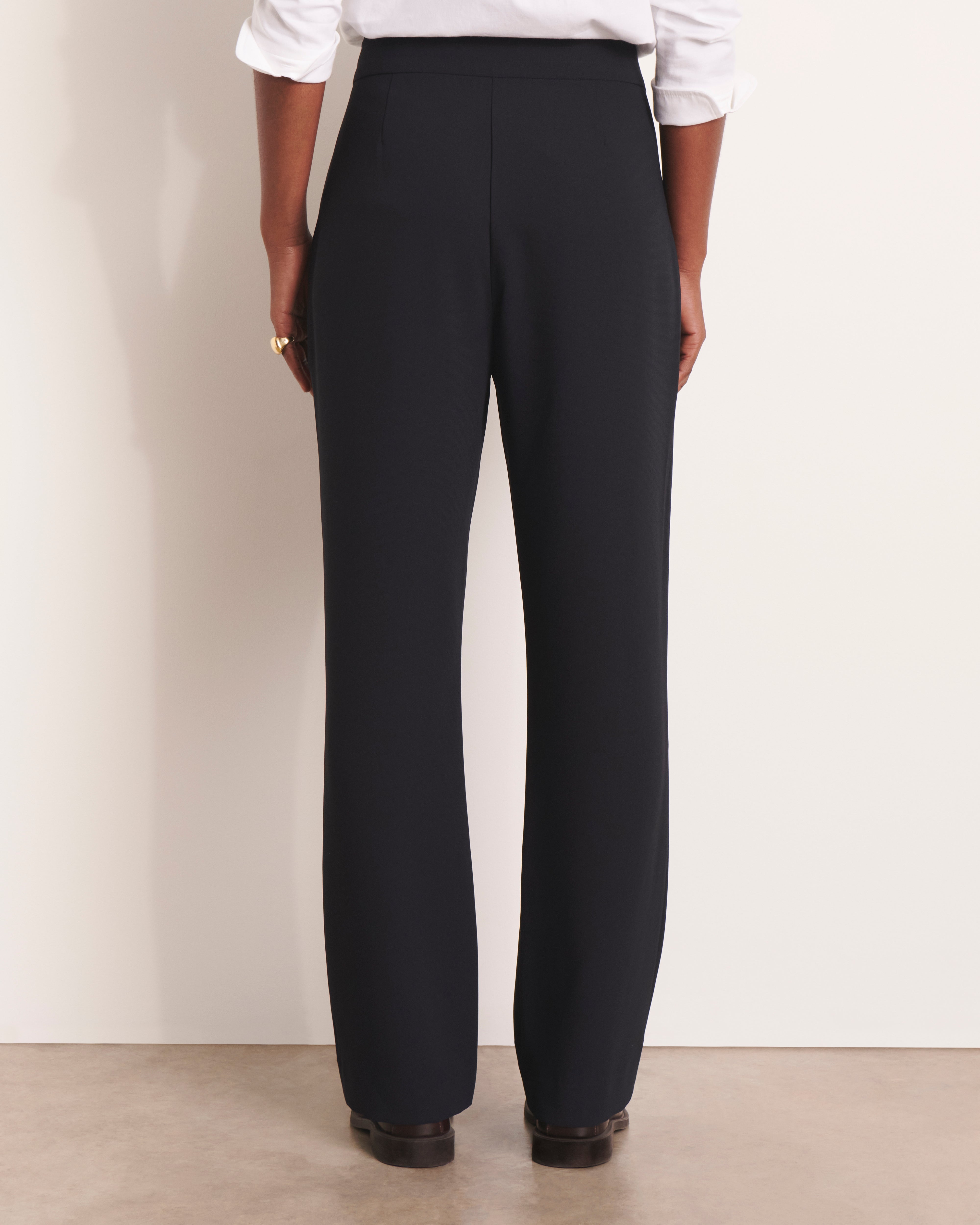 pantalon fluide bleu marine avec pli nervure