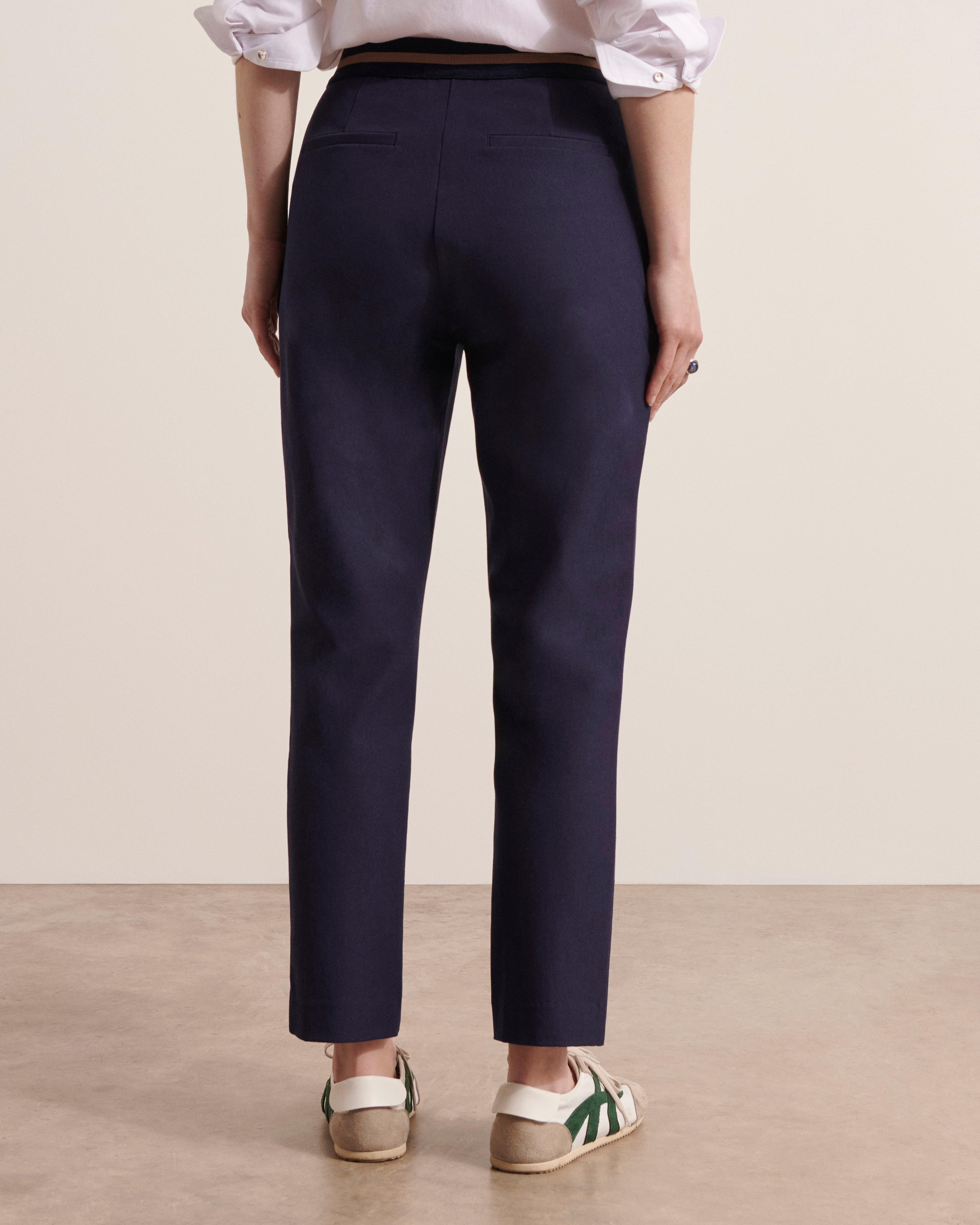 pantalon 7/8e coupe droite bleu marine en coton et viscose stretch