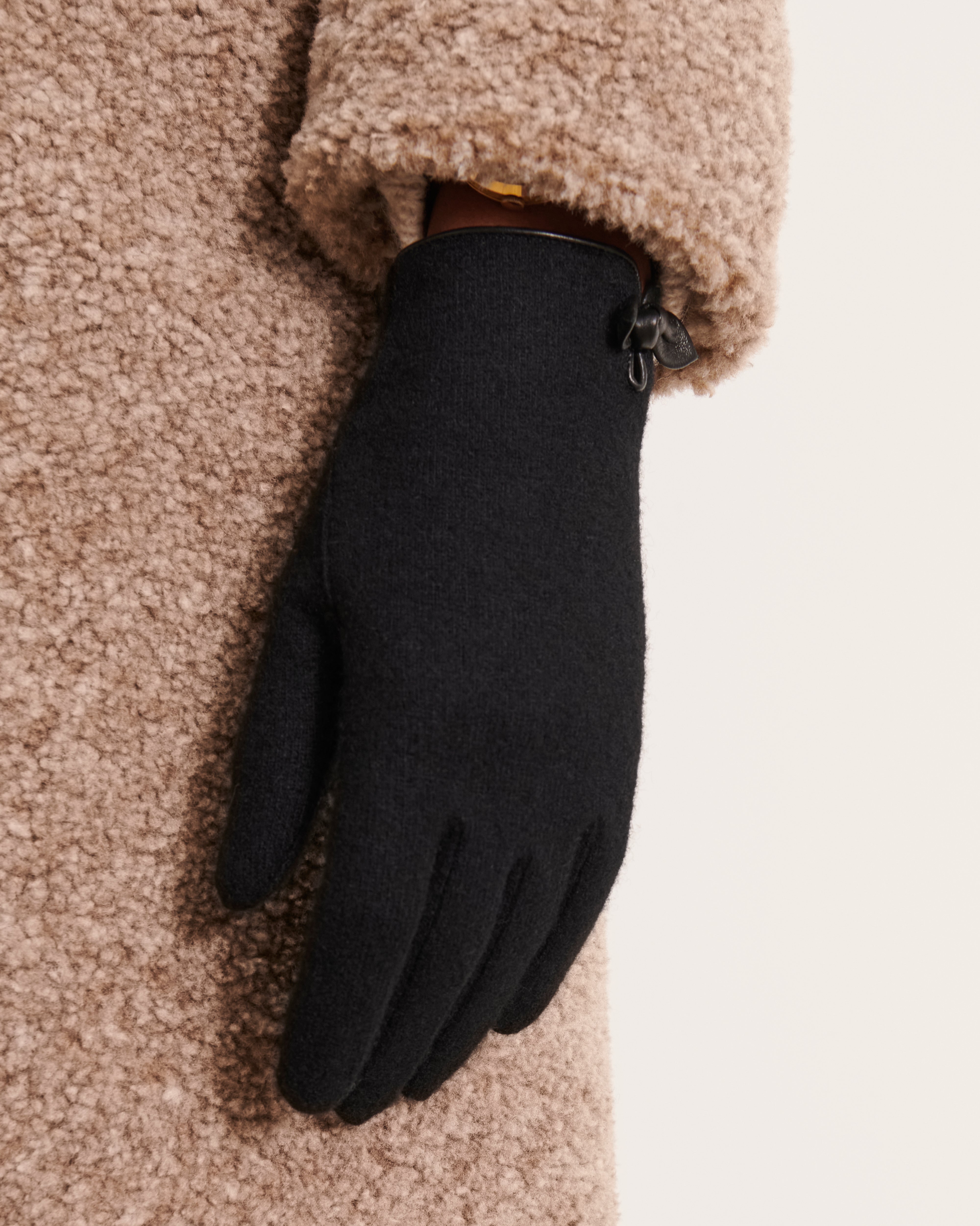 gants noirs en laine avec nœud en cuir