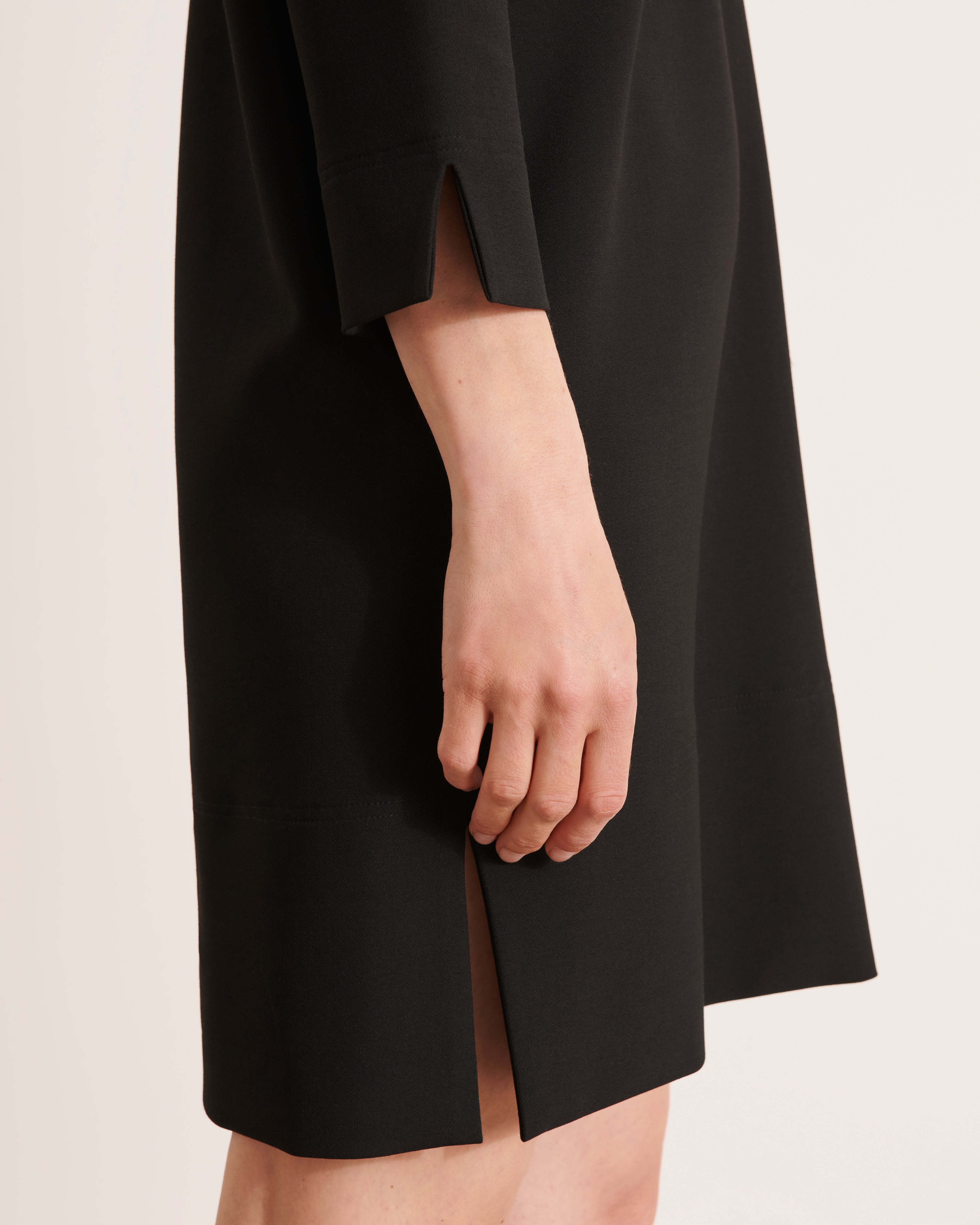 robe noire droite stretch