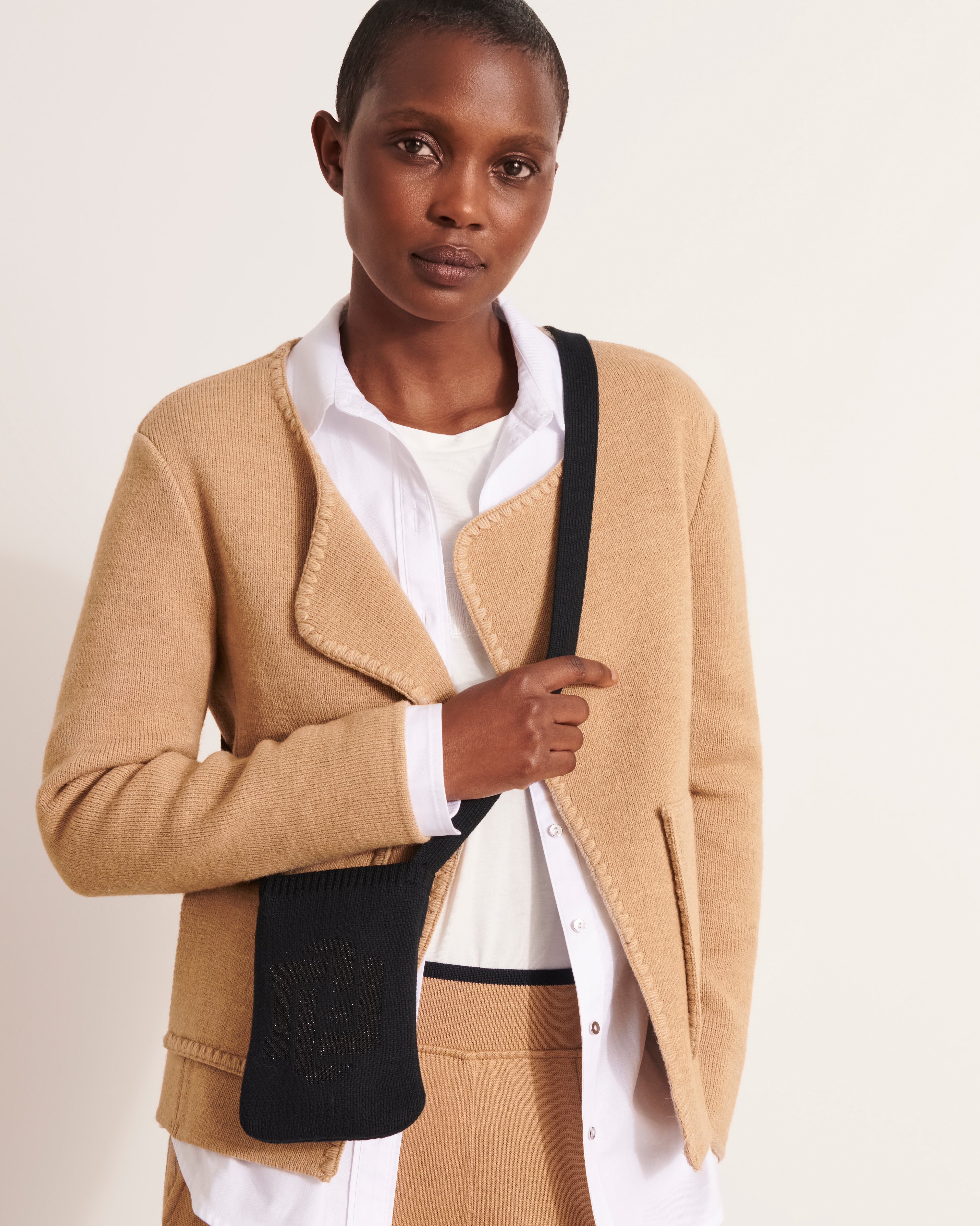 Sac bandoulière en maille jacquard SACCOCHETTE/12226/921