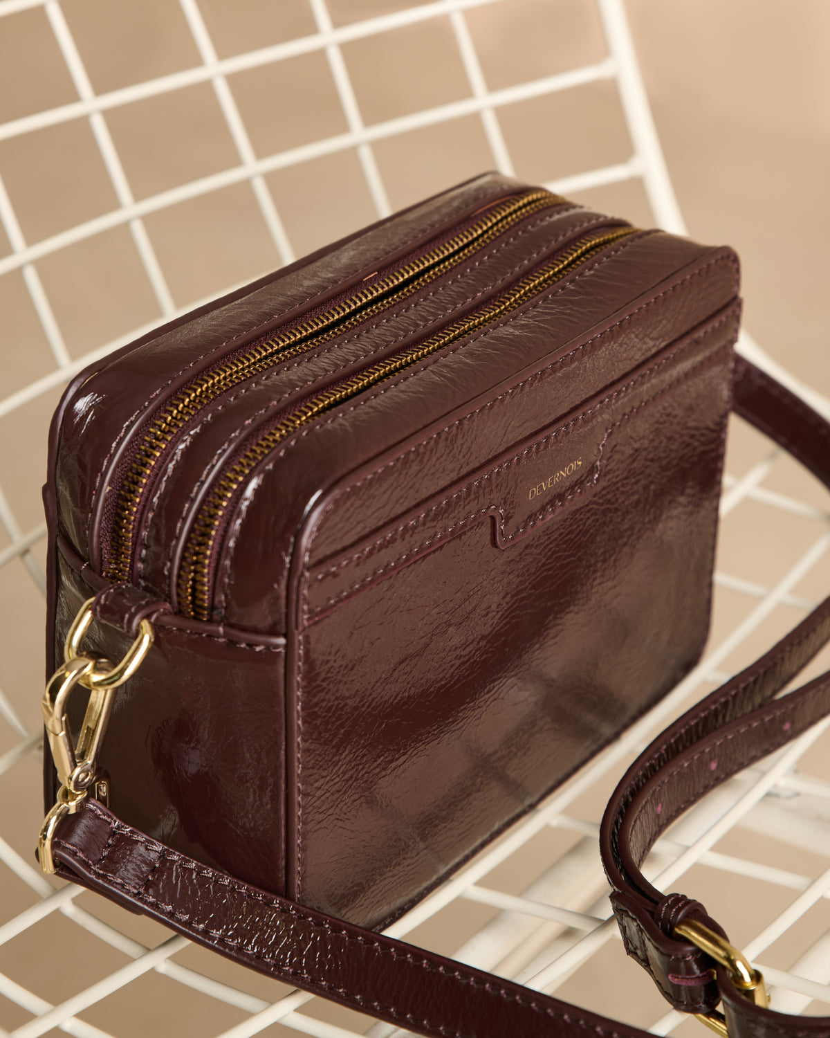 Sac bandoulière bordeaux rectangulaire en cuir de vachette
