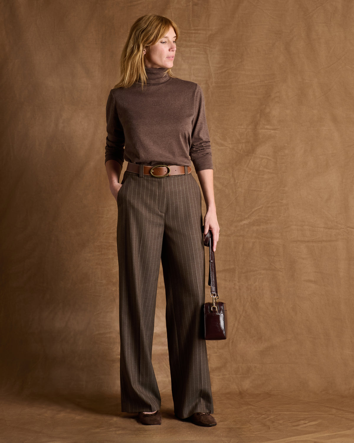 Tee-shirt marron col roulé en coton et cachemire