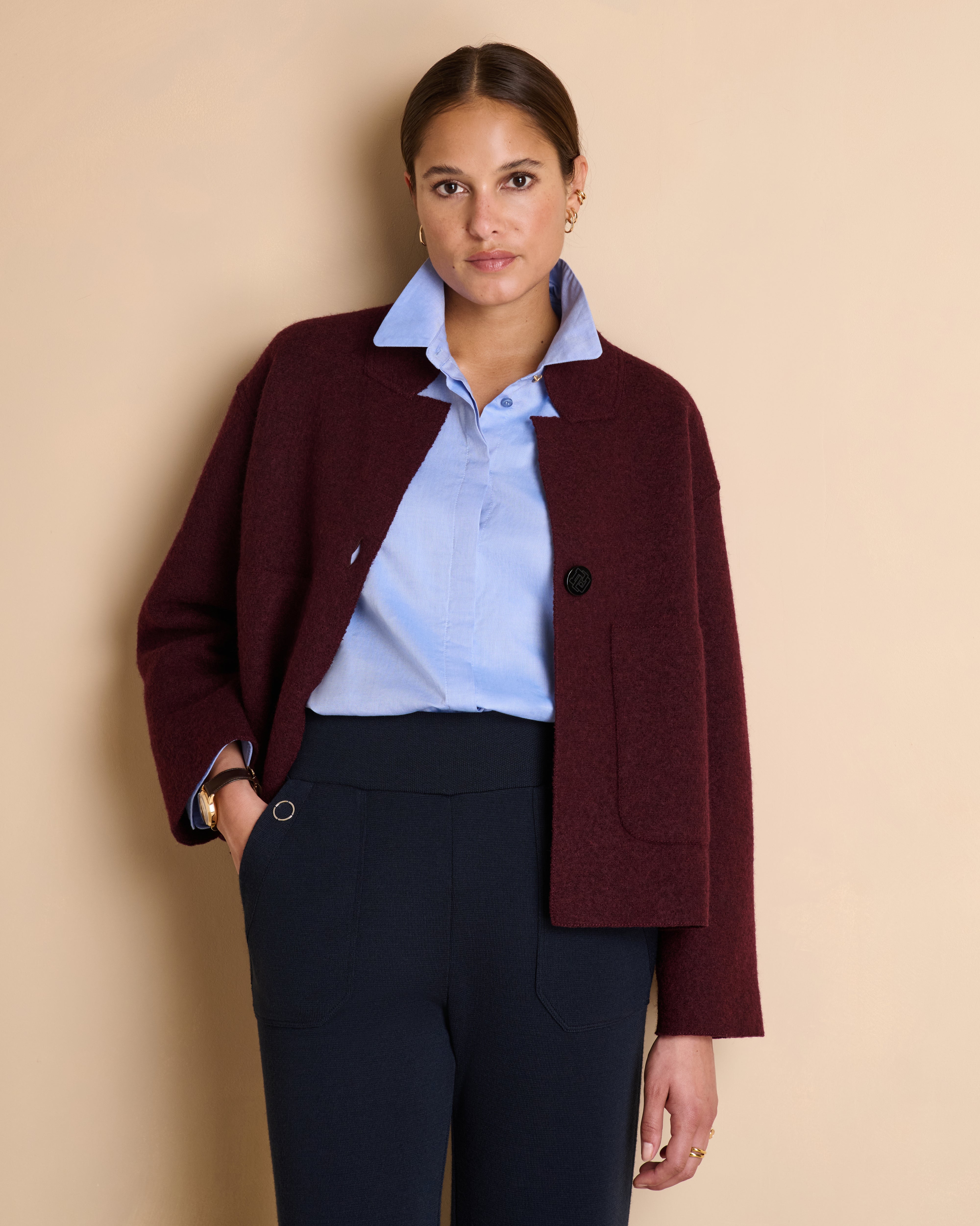 Veste courte bordeaux en laine bouillie col montant VEWTON1927/14204/816