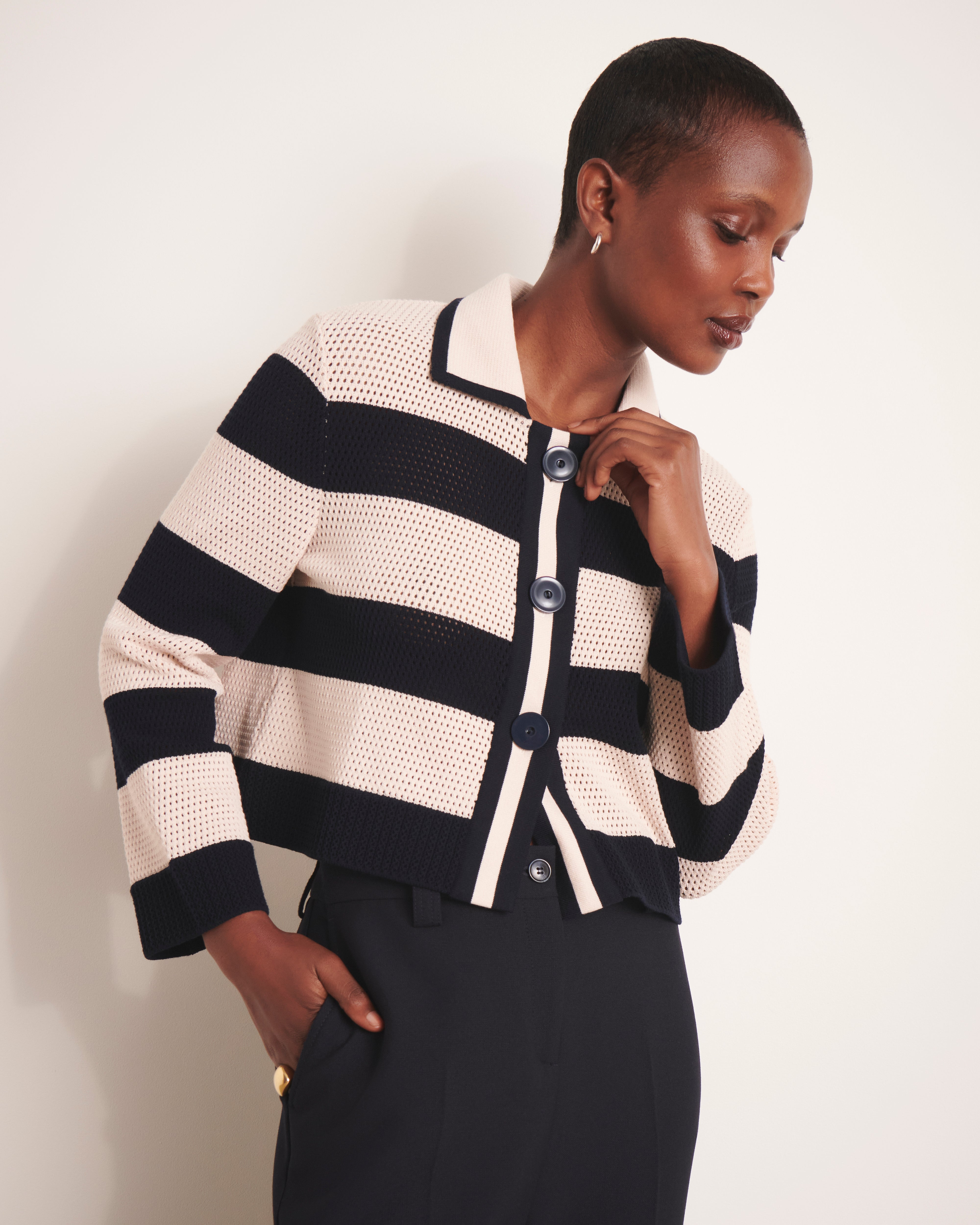 Veste courte en maille résille graphique VILYA-C/13113/781