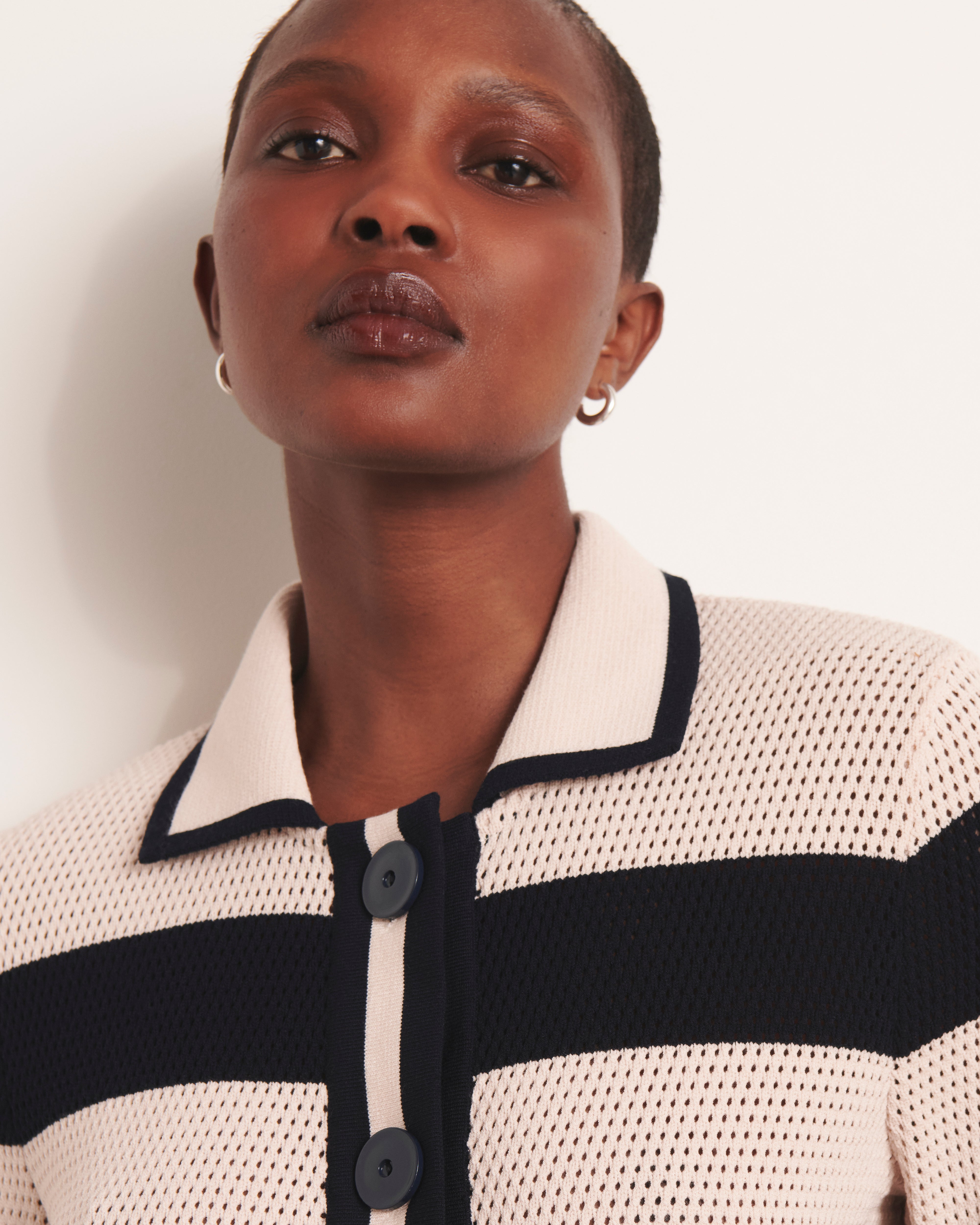 Veste courte en maille résille graphique VILYA-C/13113/781