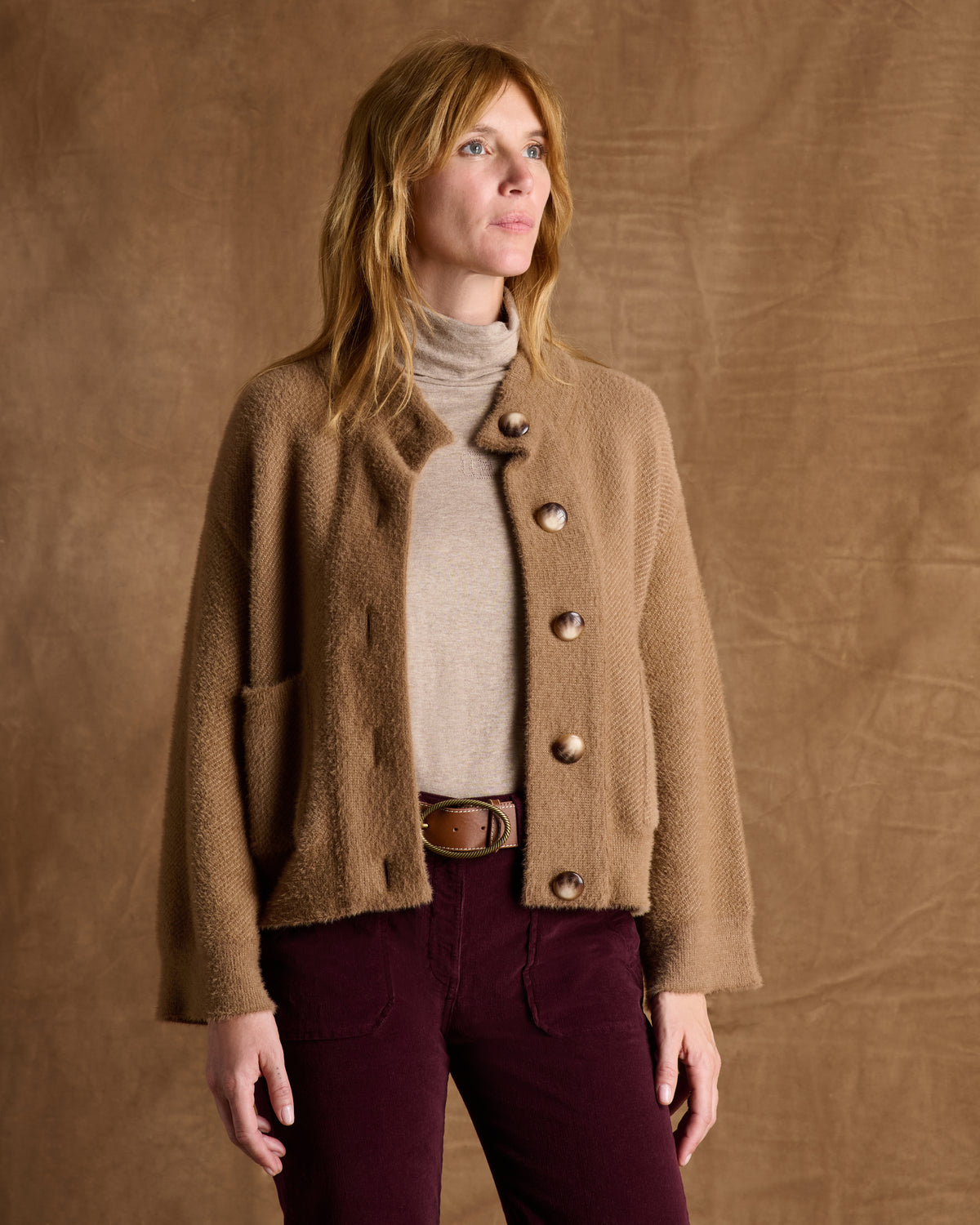 Veste courte marron boutonnée col montant made in France