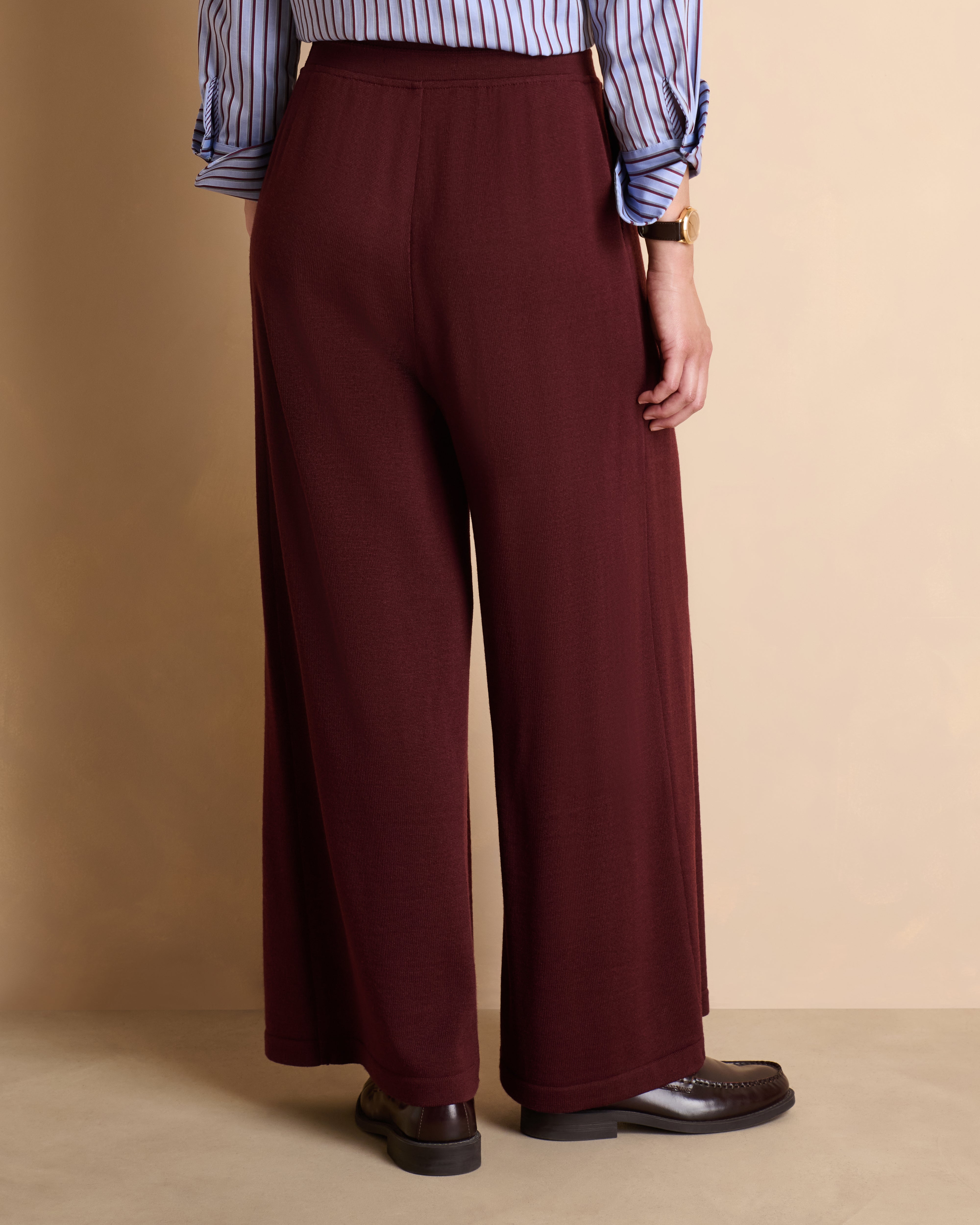 Pantalon bordeaux large et fluide en laine